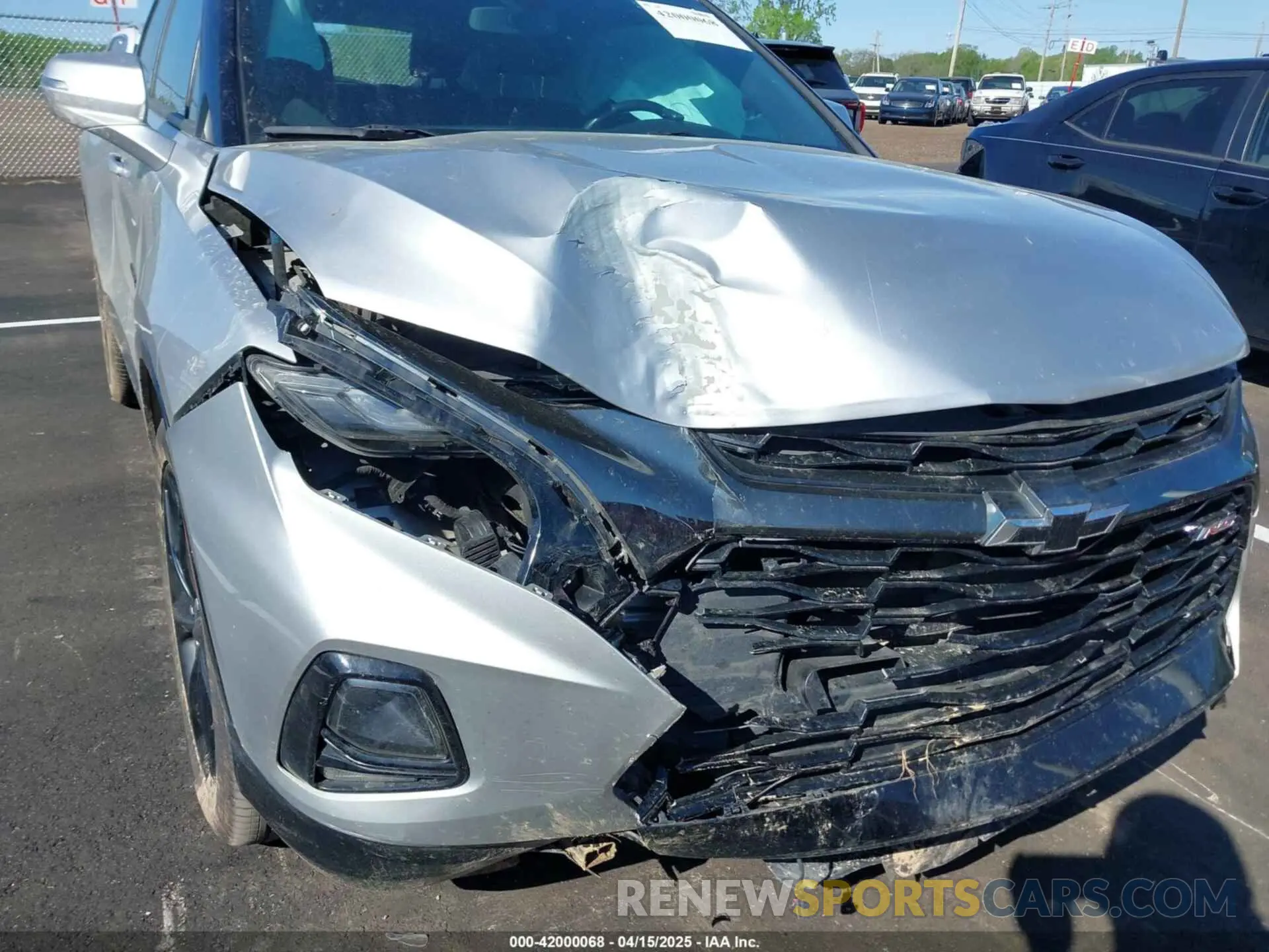 6 Photograph of a damaged car 3GNKBERS0LS723324 CHEVROLET BLAZER 2020