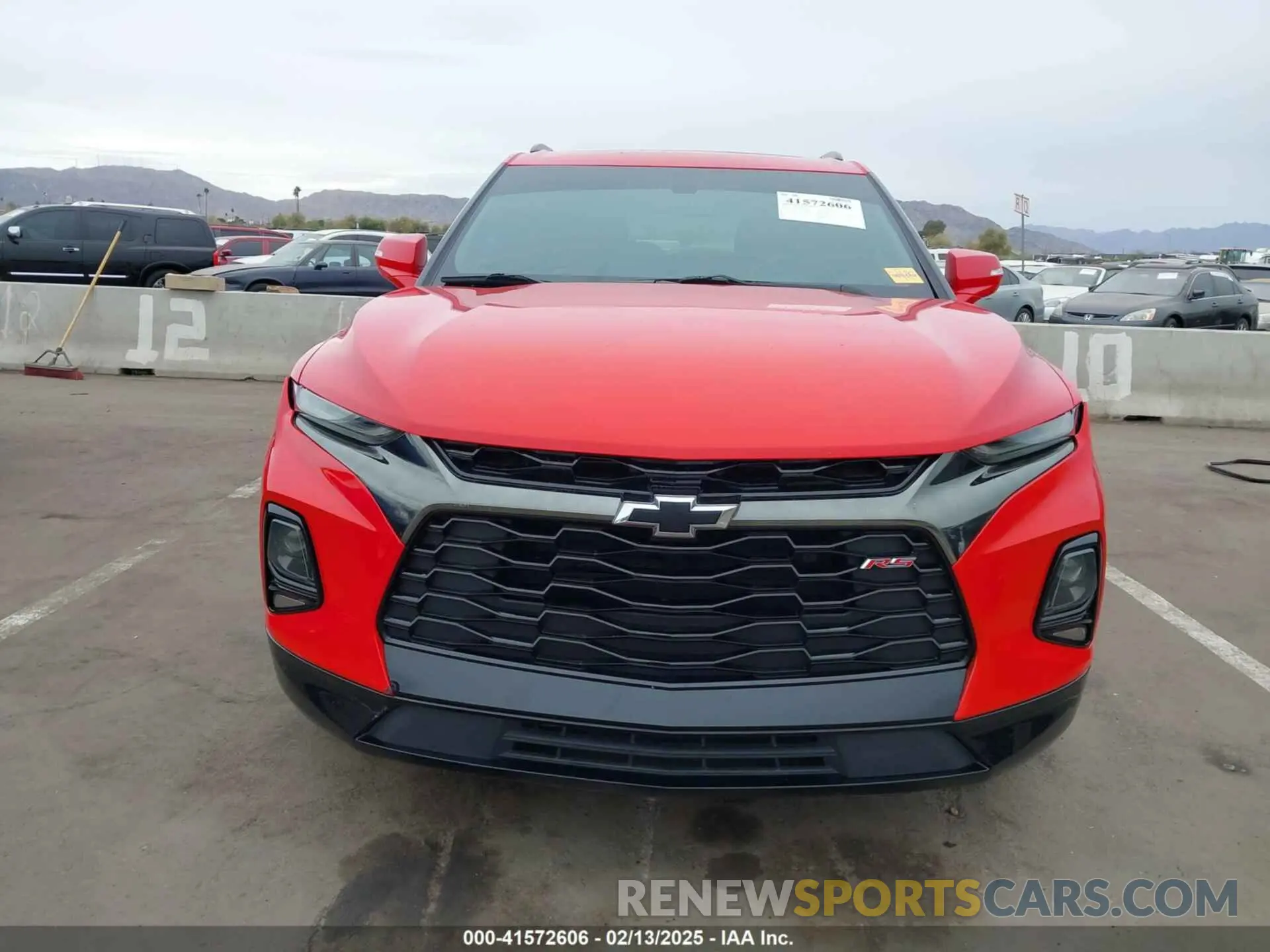 13 Photograph of a damaged car 3GNKBERS1LS596325 CHEVROLET BLAZER 2020