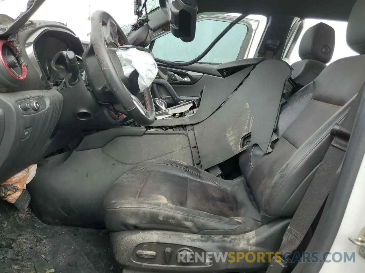 7 Photograph of a damaged car 3GNKBERS2LS631437 CHEVROLET BLAZER 2020