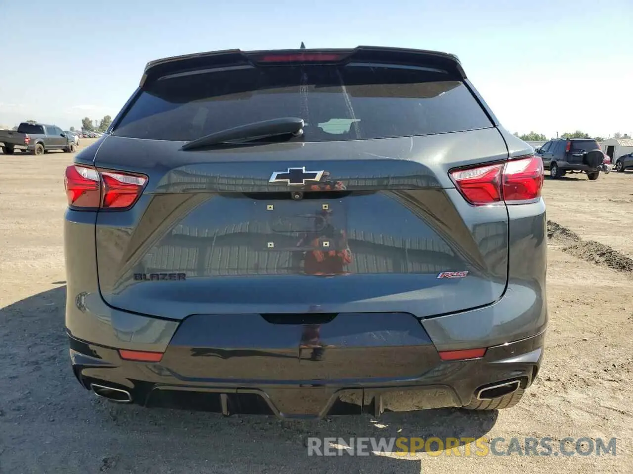 6 Photograph of a damaged car 3GNKBERS2LS650070 CHEVROLET BLAZER 2020