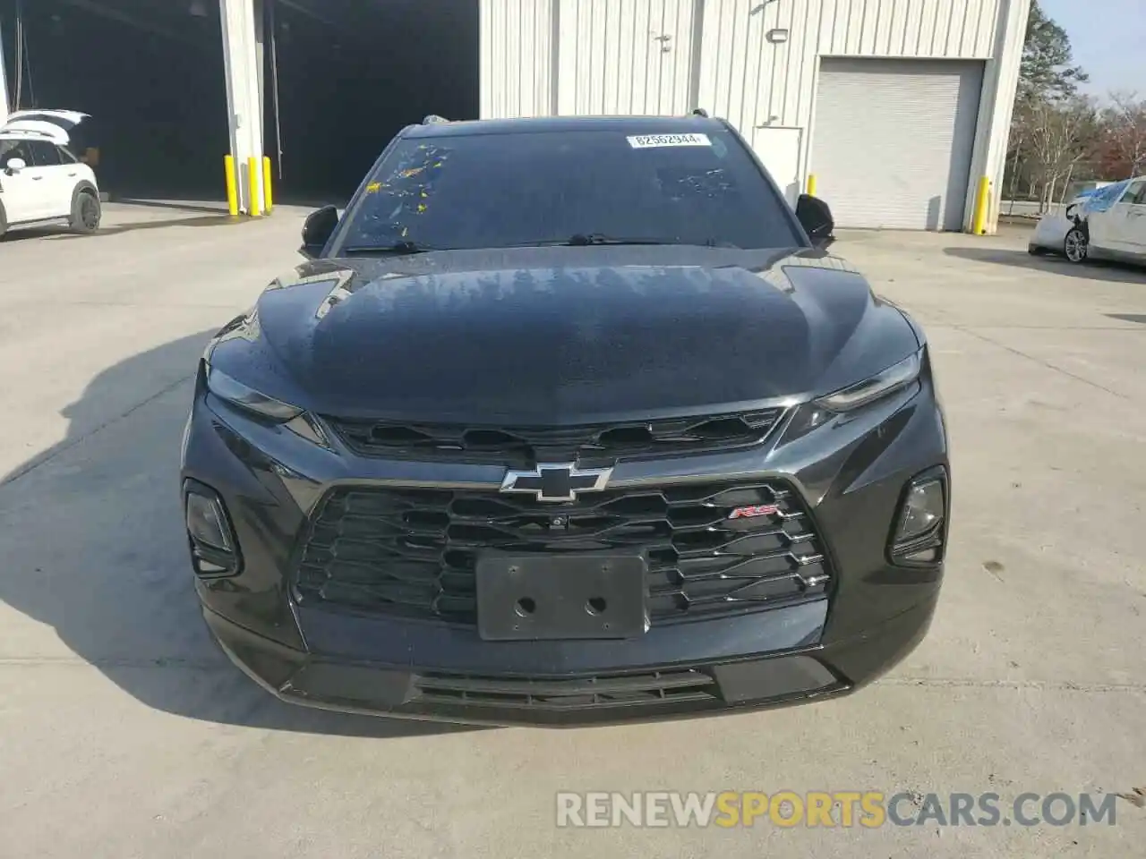 5 Photograph of a damaged car 3GNKBERS2LS693386 CHEVROLET BLAZER 2020