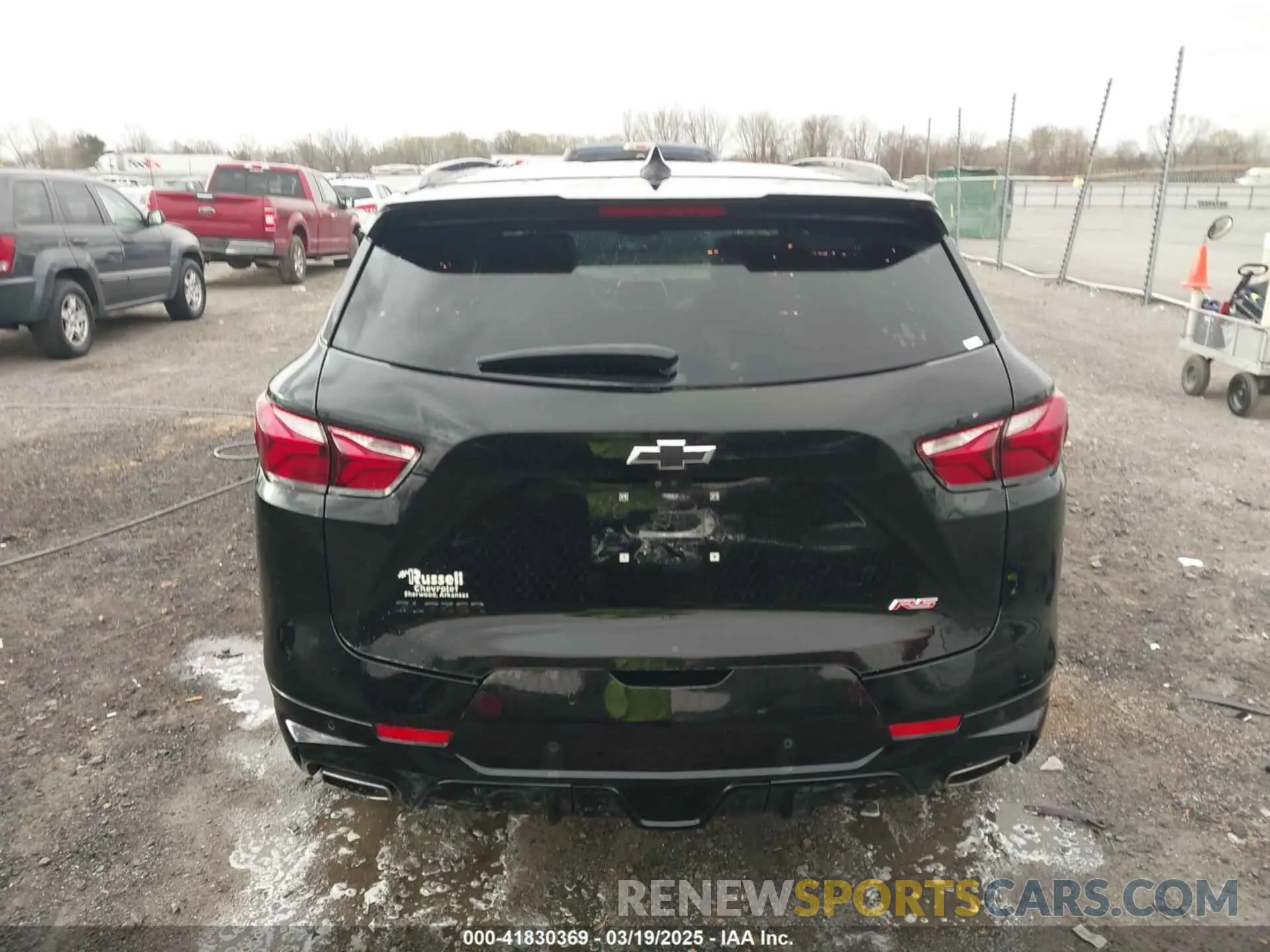 16 Photograph of a damaged car 3GNKBERS4LS647266 CHEVROLET BLAZER 2020