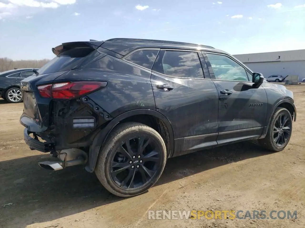 3 Photograph of a damaged car 3GNKBERS6LS718645 CHEVROLET BLAZER 2020