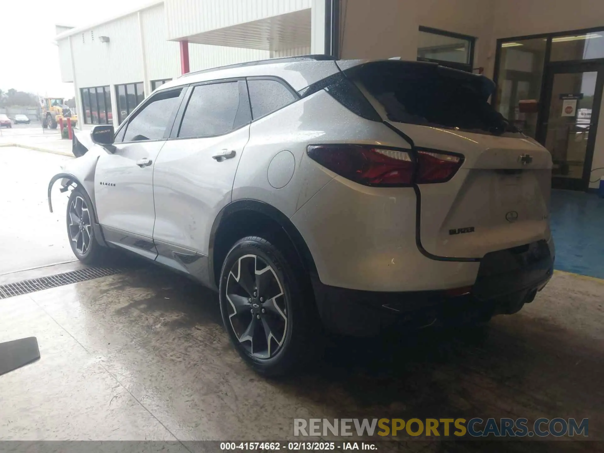 3 Photograph of a damaged car 3GNKBERS7LS549168 CHEVROLET BLAZER 2020