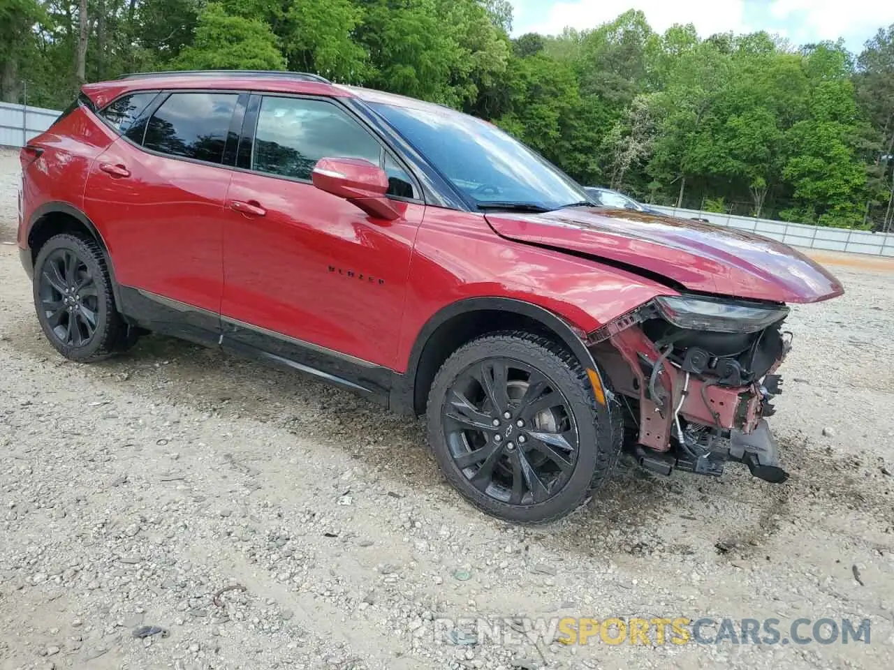 4 Photograph of a damaged car 3GNKBERS7LS571641 CHEVROLET BLAZER 2020