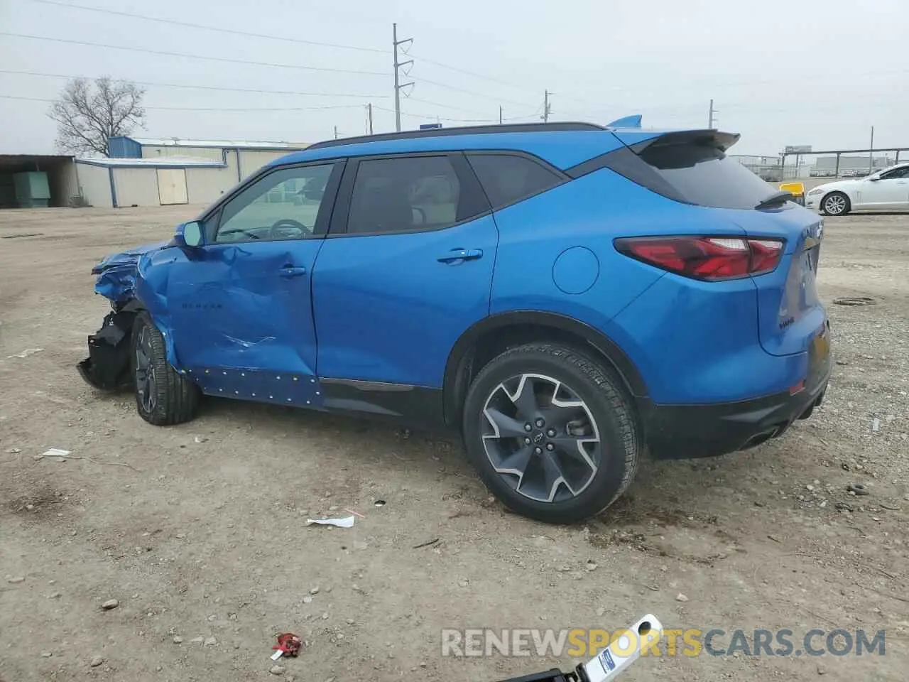 2 Photograph of a damaged car 3GNKBERS7LS572904 CHEVROLET BLAZER 2020