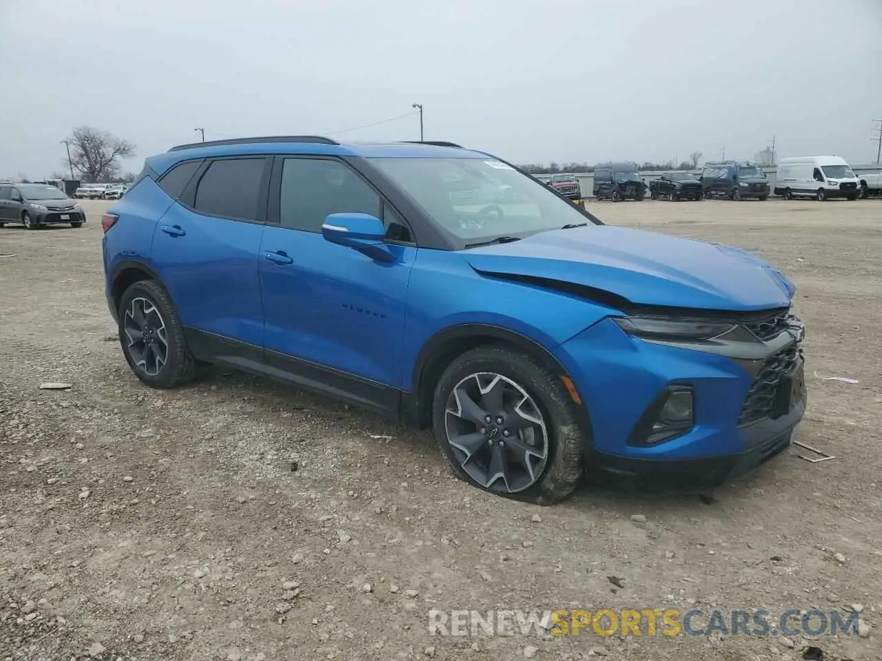 4 Photograph of a damaged car 3GNKBERS7LS572904 CHEVROLET BLAZER 2020
