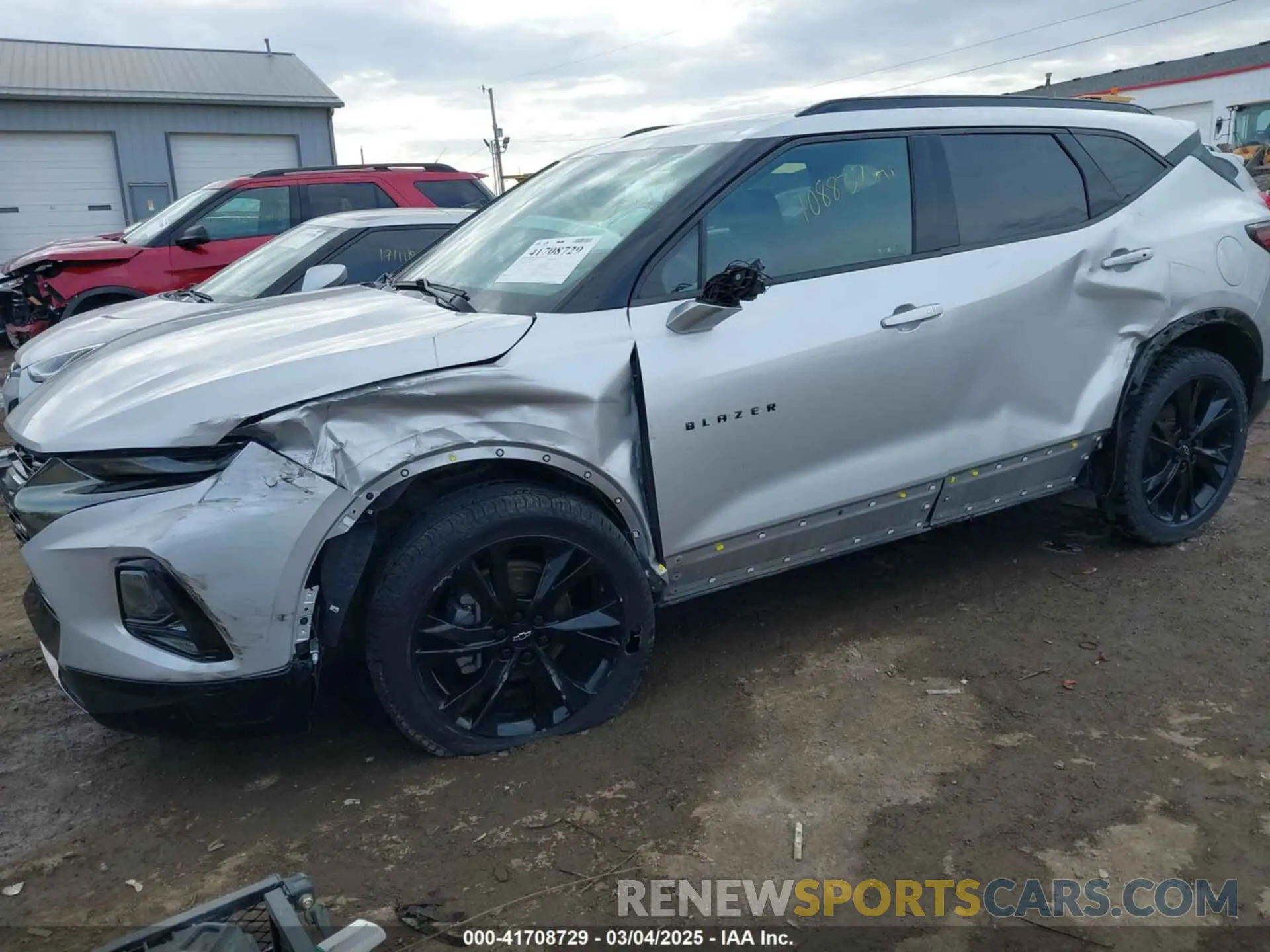 14 Photograph of a damaged car 3GNKBERS8LS680500 CHEVROLET BLAZER 2020