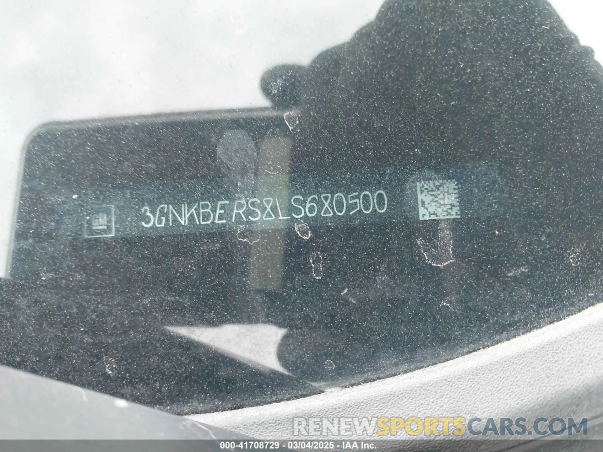 9 Photograph of a damaged car 3GNKBERS8LS680500 CHEVROLET BLAZER 2020