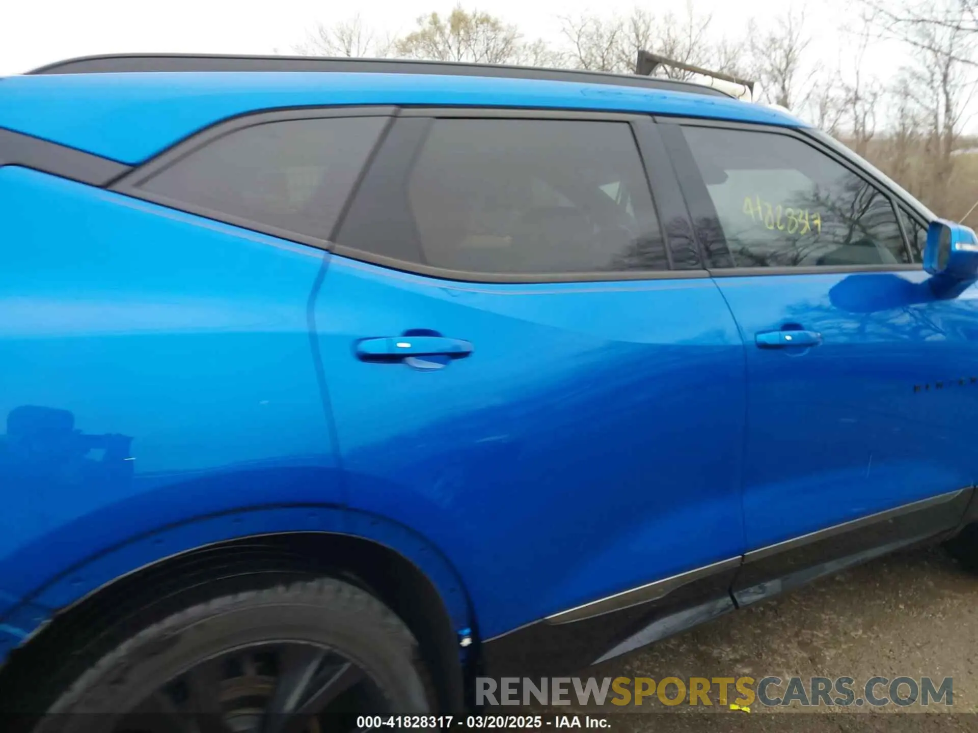 14 Photograph of a damaged car 3GNKBERS9LS539578 CHEVROLET BLAZER 2020