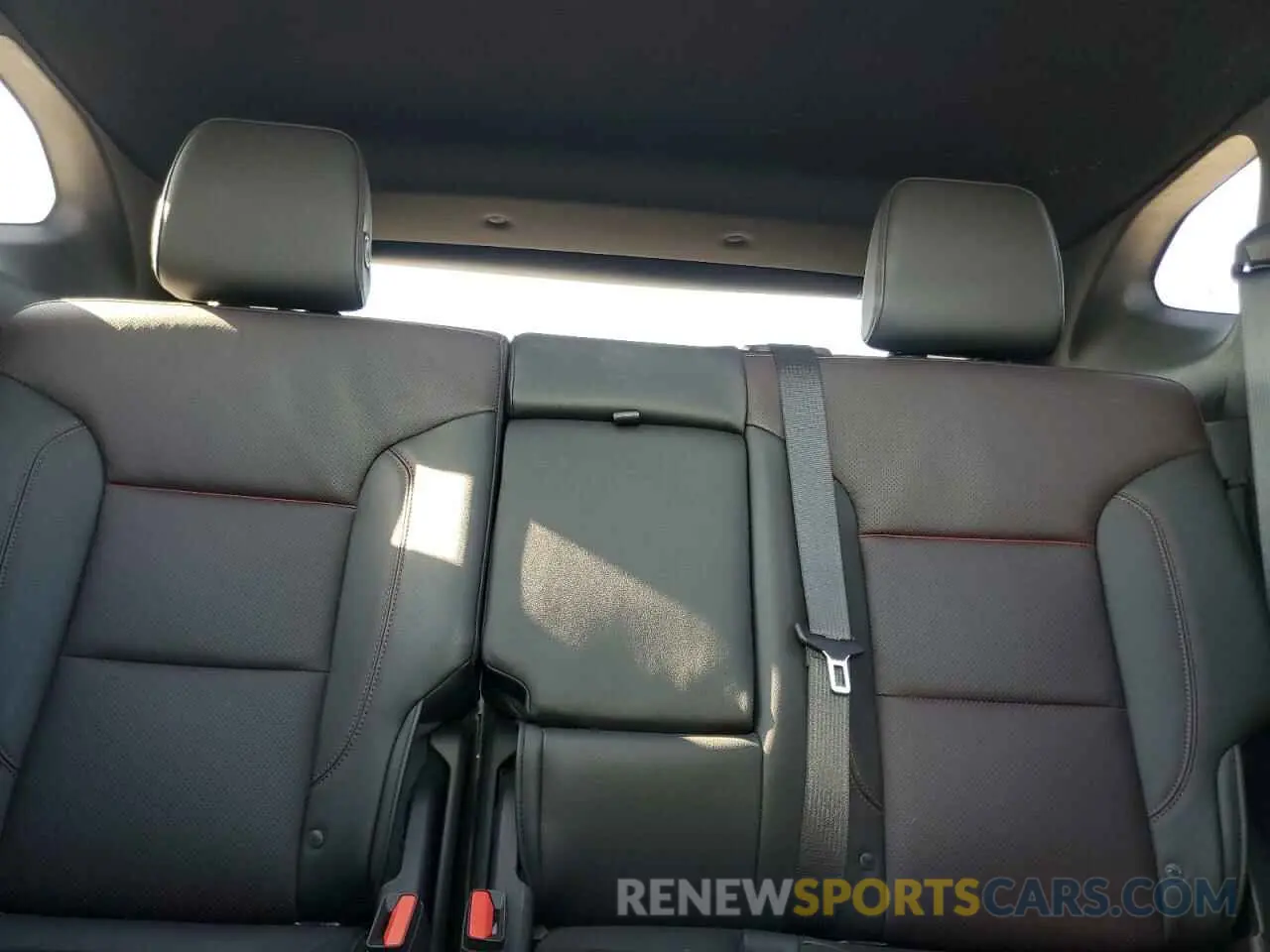 10 Photograph of a damaged car 3GNKBERSXLS604907 CHEVROLET BLAZER 2020