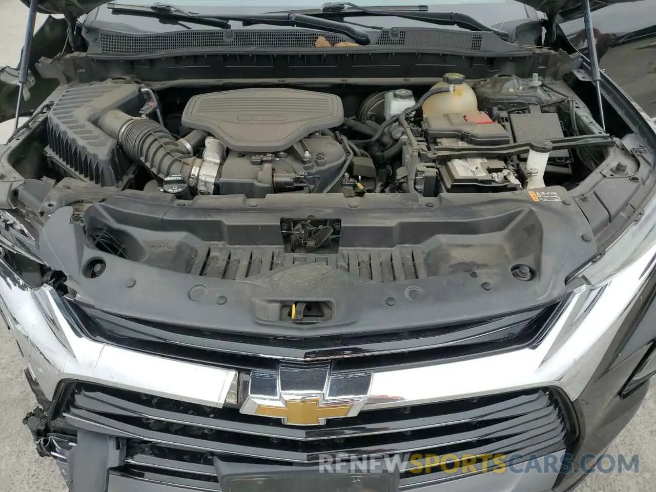 12 Photograph of a damaged car 3GNKBFRS6LS557834 CHEVROLET BLAZER 2020