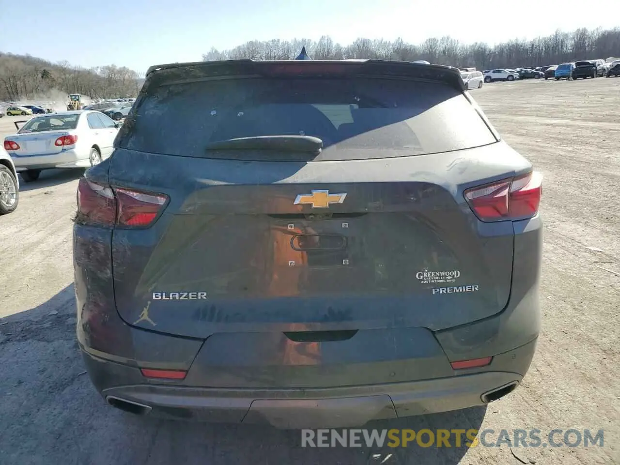 6 Photograph of a damaged car 3GNKBFRS7LS617118 CHEVROLET BLAZER 2020