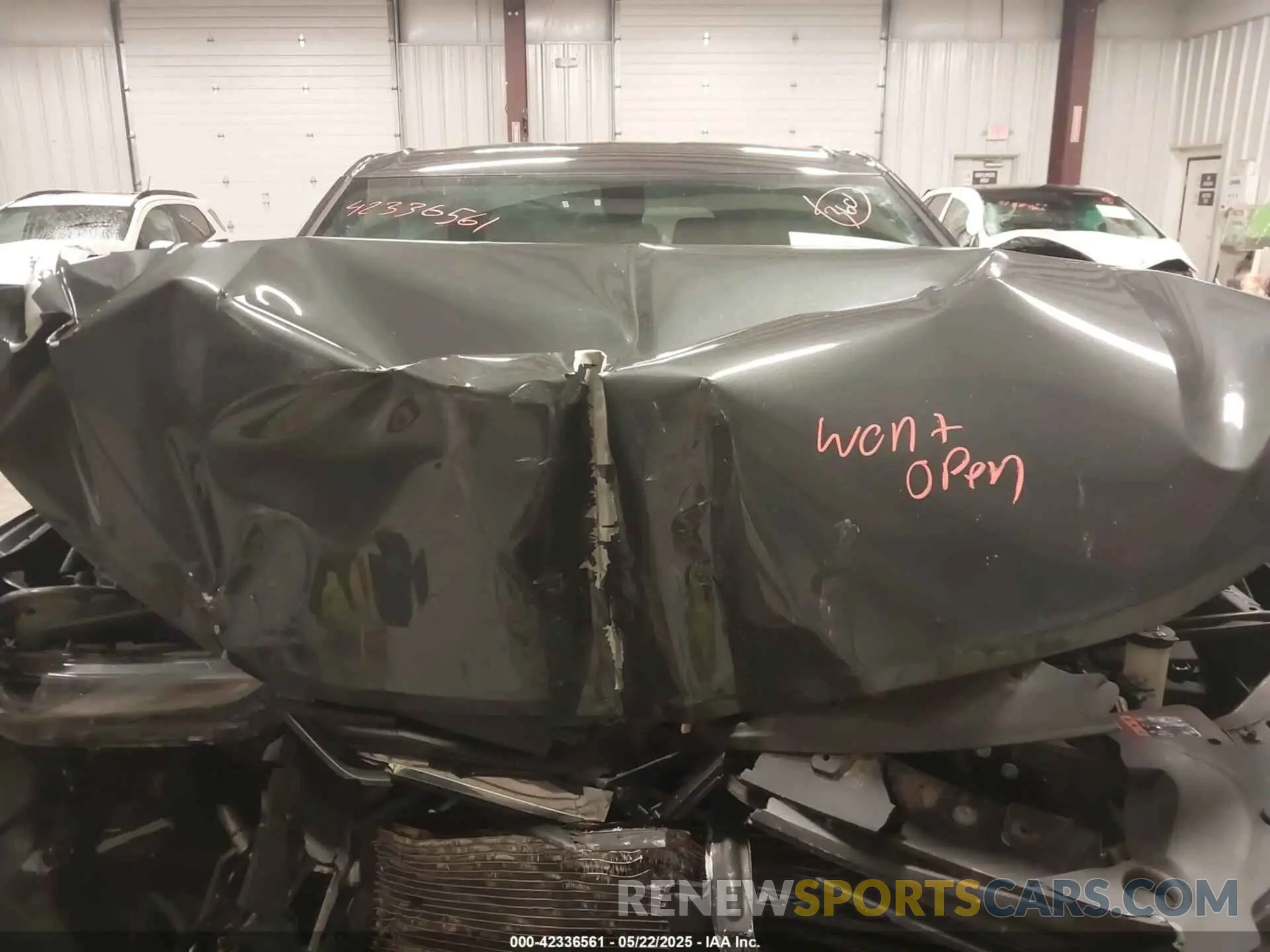10 Photograph of a damaged car 3GNKBHR40LS632170 CHEVROLET BLAZER 2020