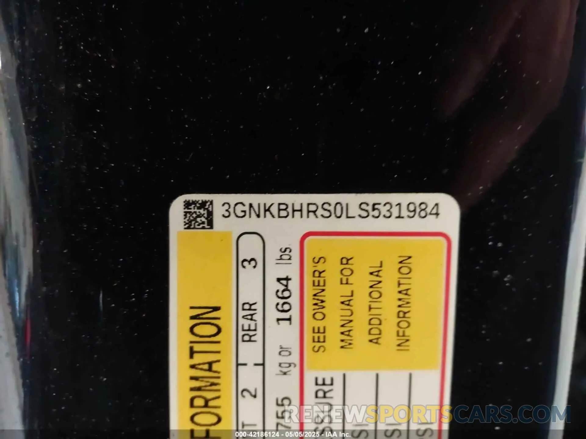 9 Photograph of a damaged car 3GNKBHRS0LS531984 CHEVROLET BLAZER 2020