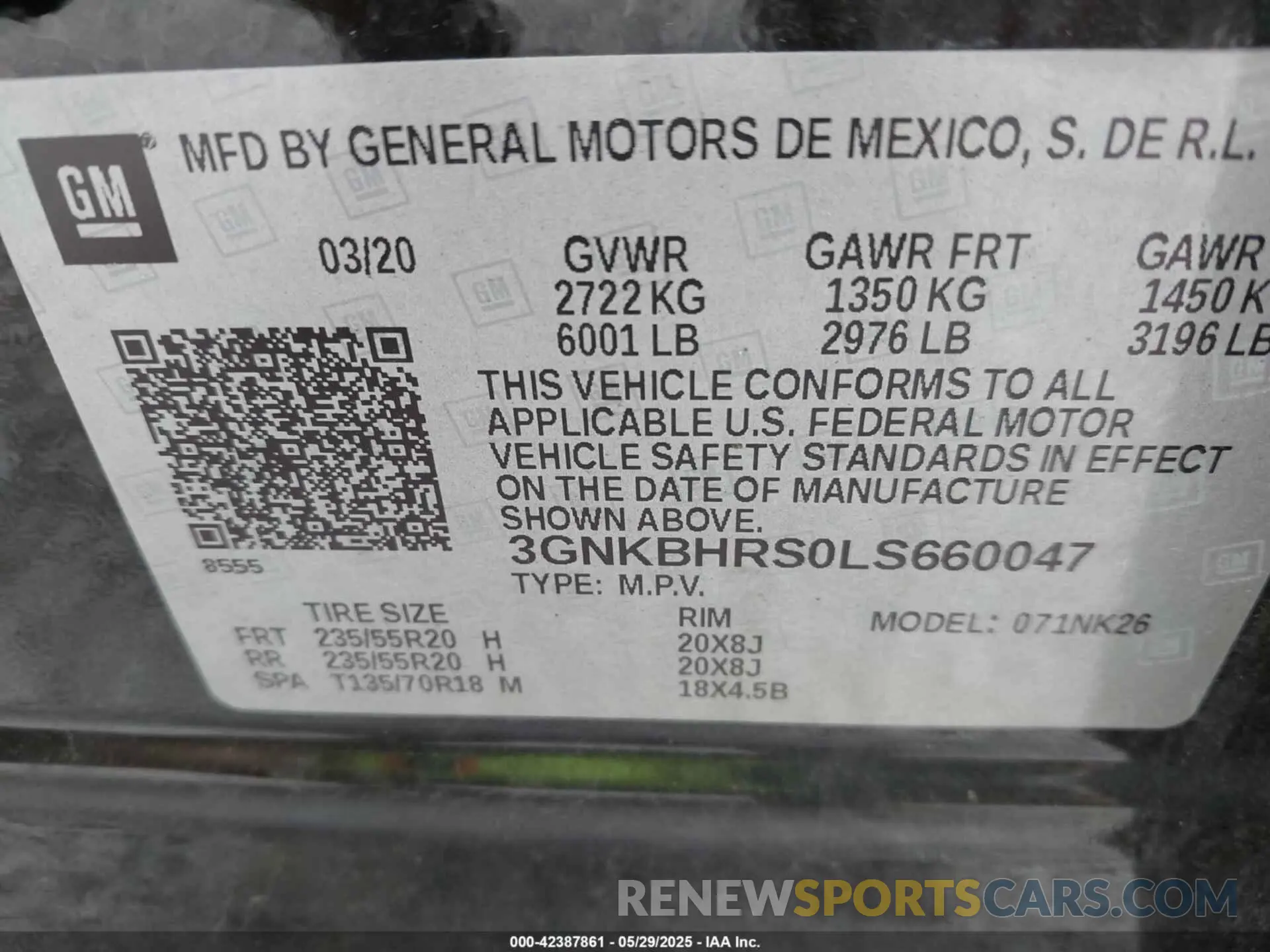 9 Photograph of a damaged car 3GNKBHRS0LS660047 CHEVROLET BLAZER 2020