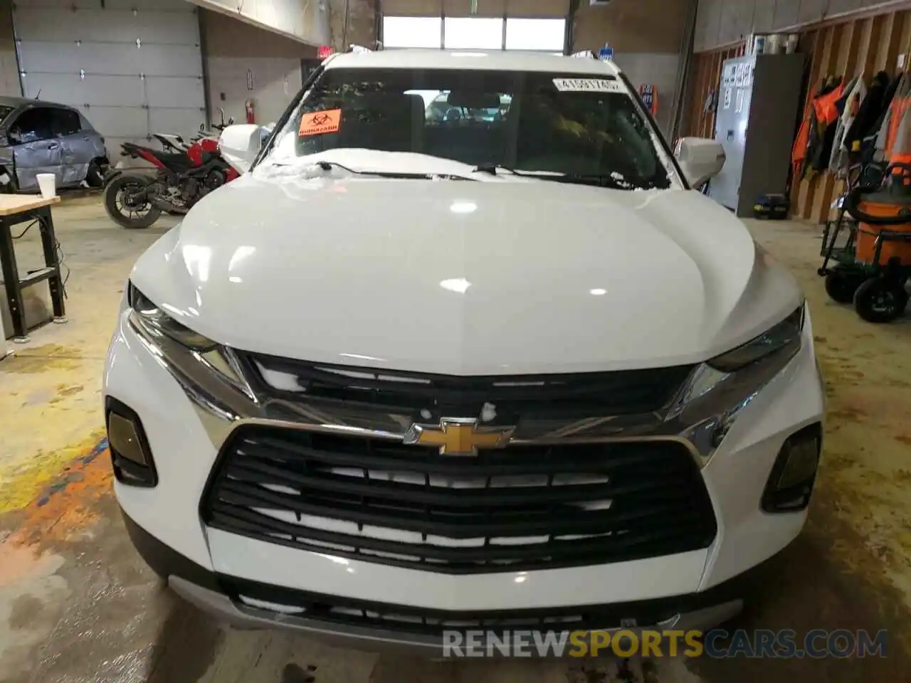 5 Photograph of a damaged car 3GNKBHRS3LS531591 CHEVROLET BLAZER 2020