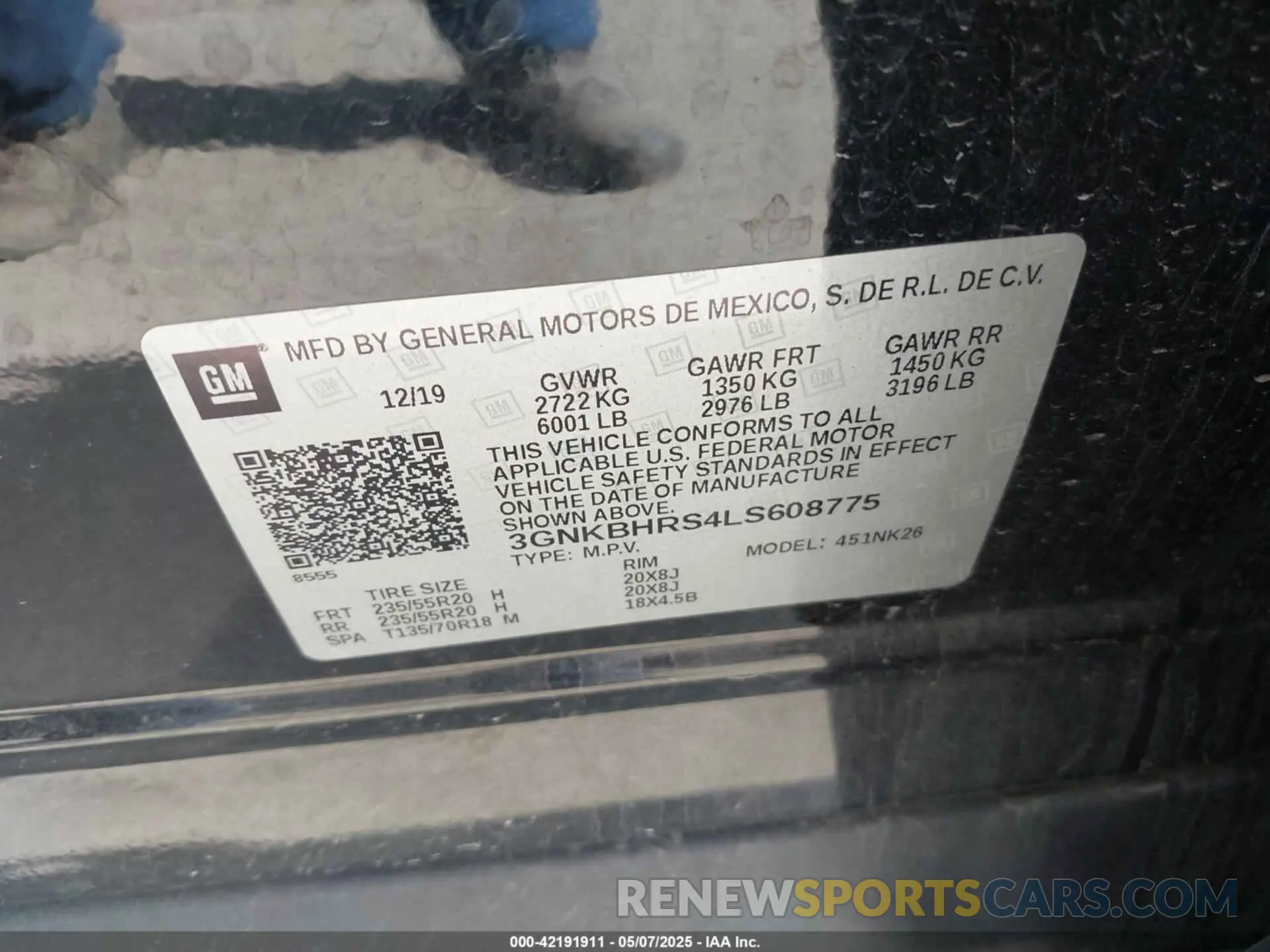 9 Photograph of a damaged car 3GNKBHRS4LS608775 CHEVROLET BLAZER 2020
