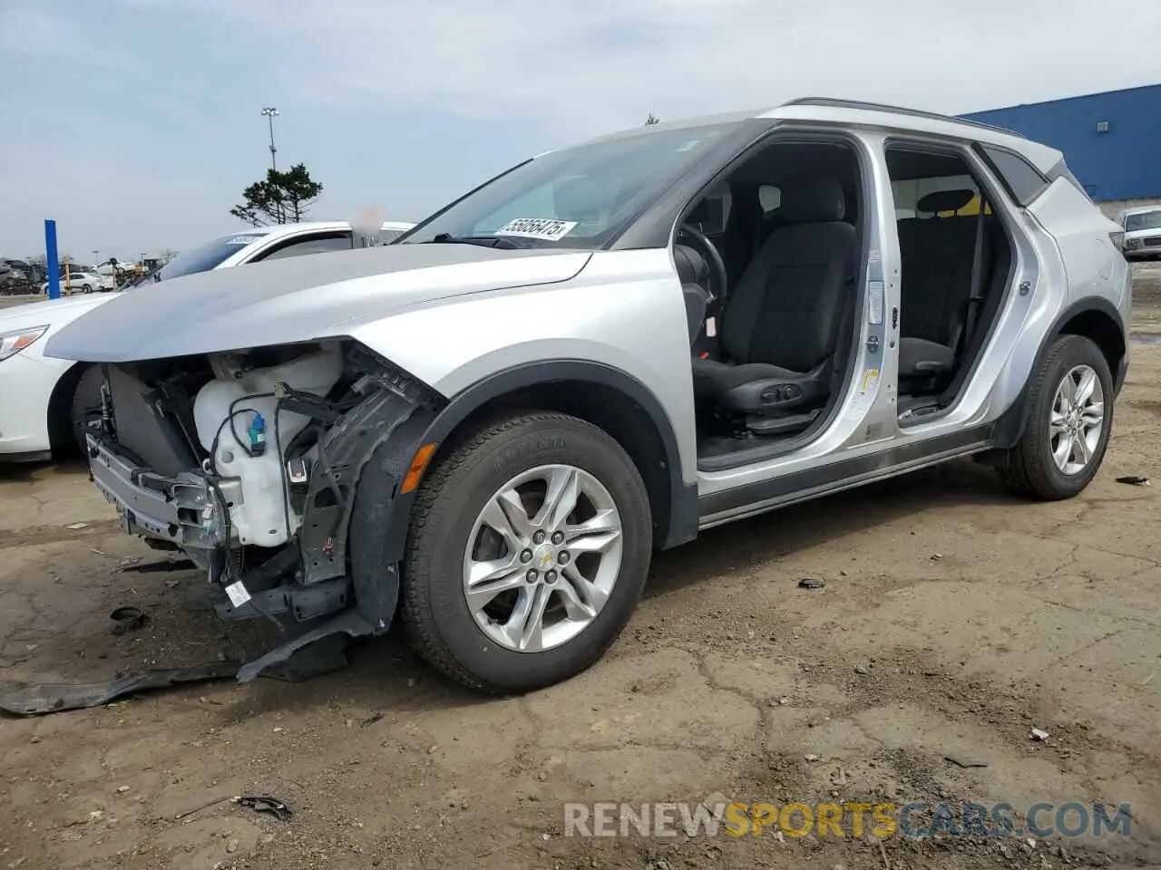 1 Photograph of a damaged car 3GNKBHRS5LS562390 CHEVROLET BLAZER 2020