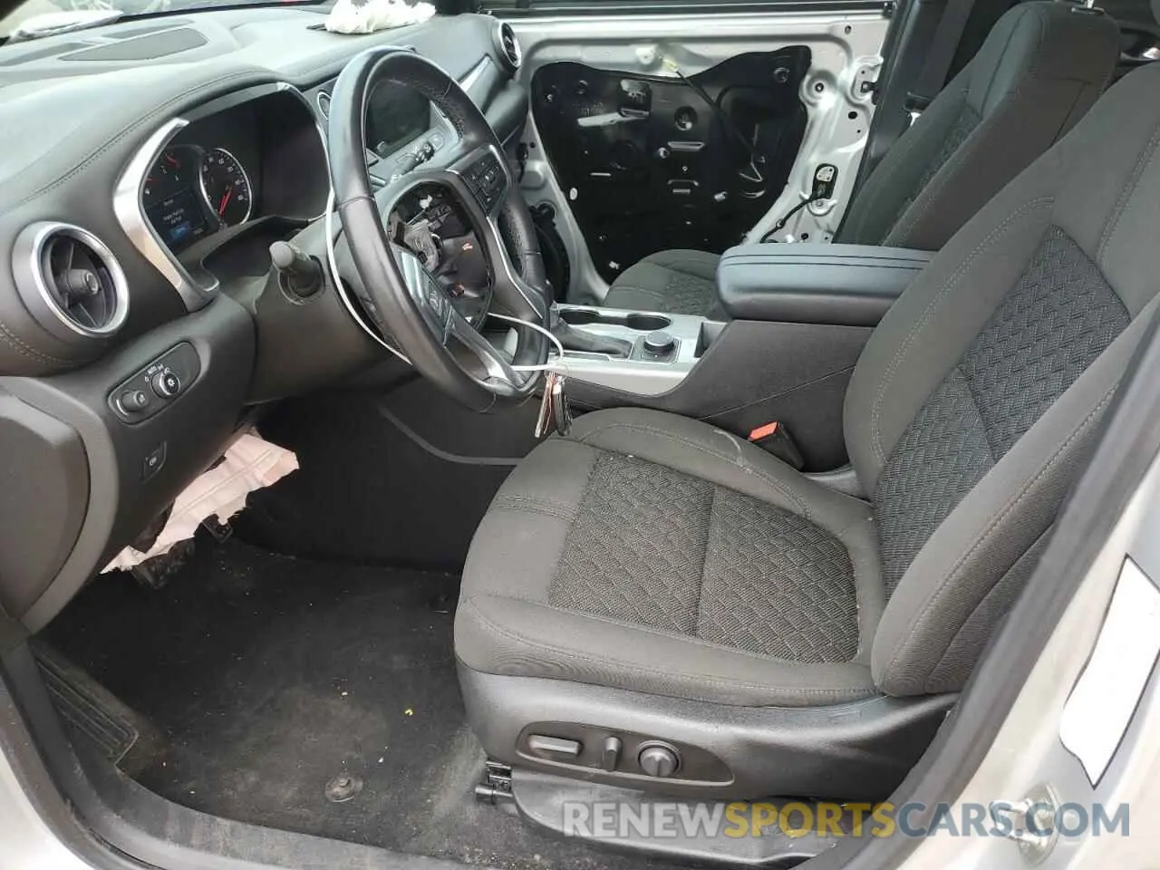 7 Photograph of a damaged car 3GNKBHRS5LS562390 CHEVROLET BLAZER 2020