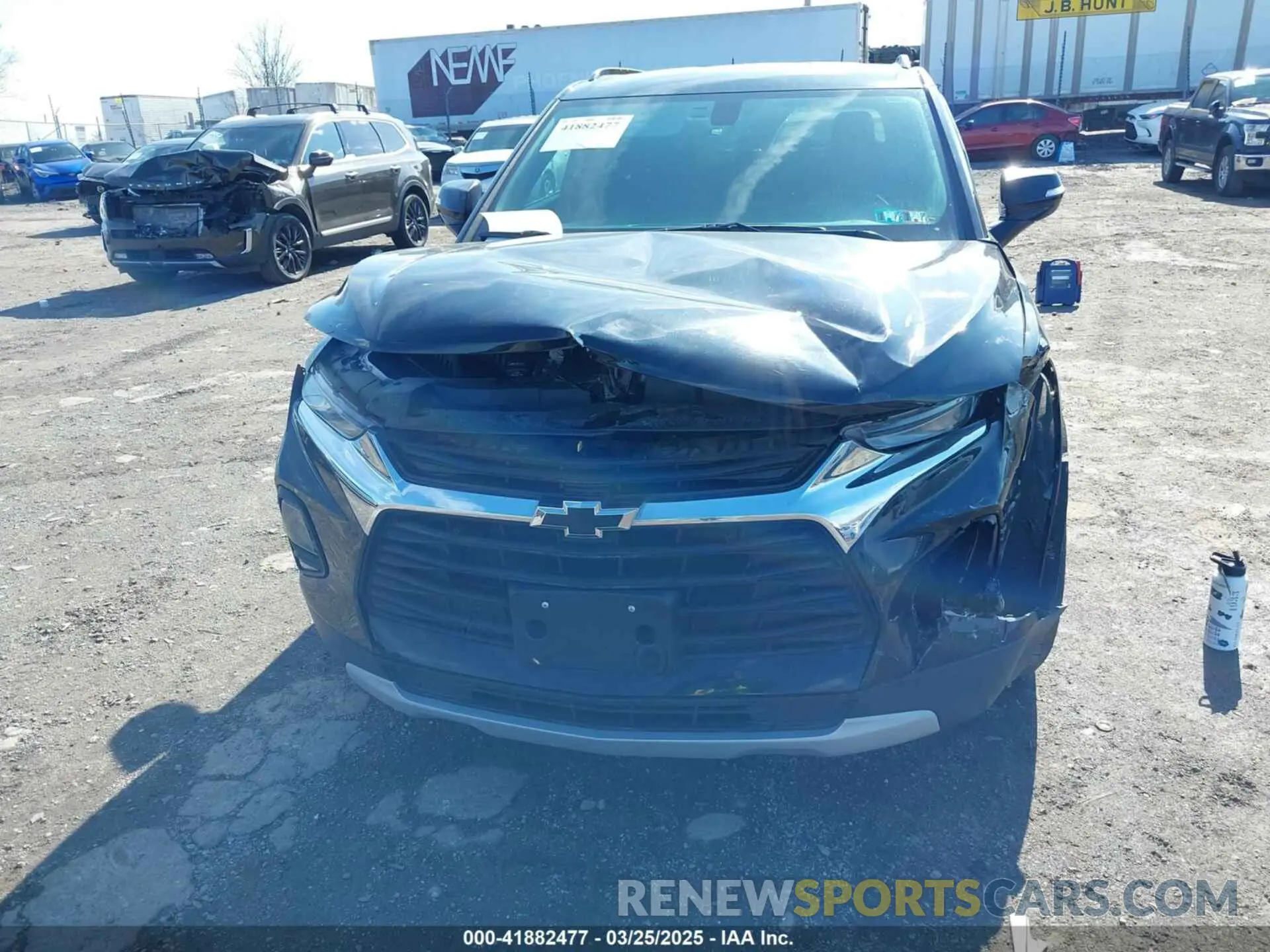 6 Photograph of a damaged car 3GNKBHRS5LS678981 CHEVROLET BLAZER 2020