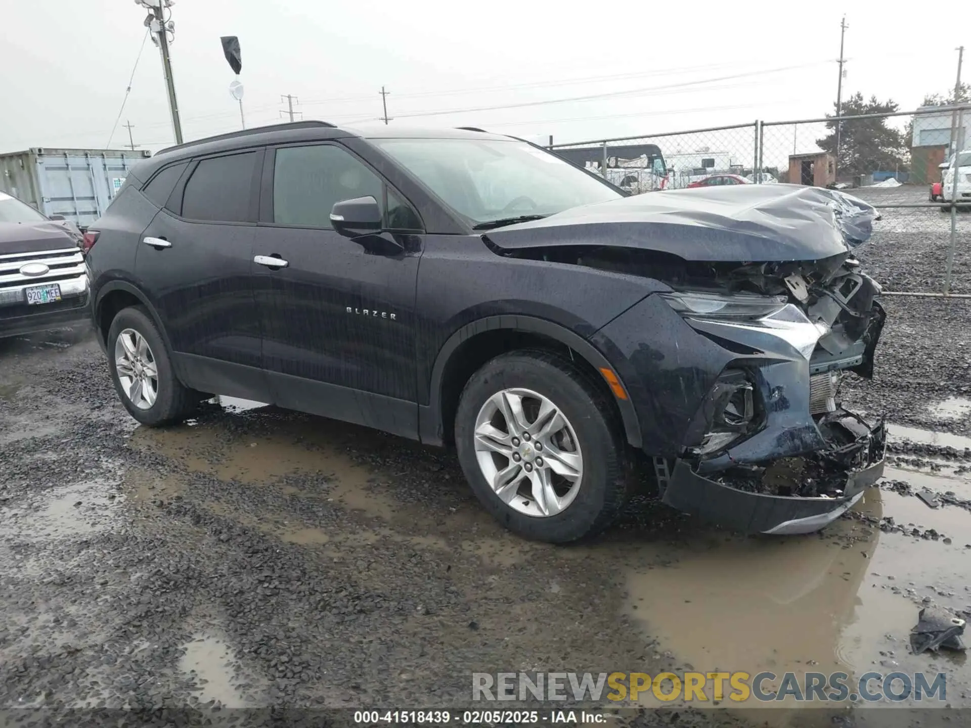 1 Photograph of a damaged car 3GNKBHRS8LS569222 CHEVROLET BLAZER 2020