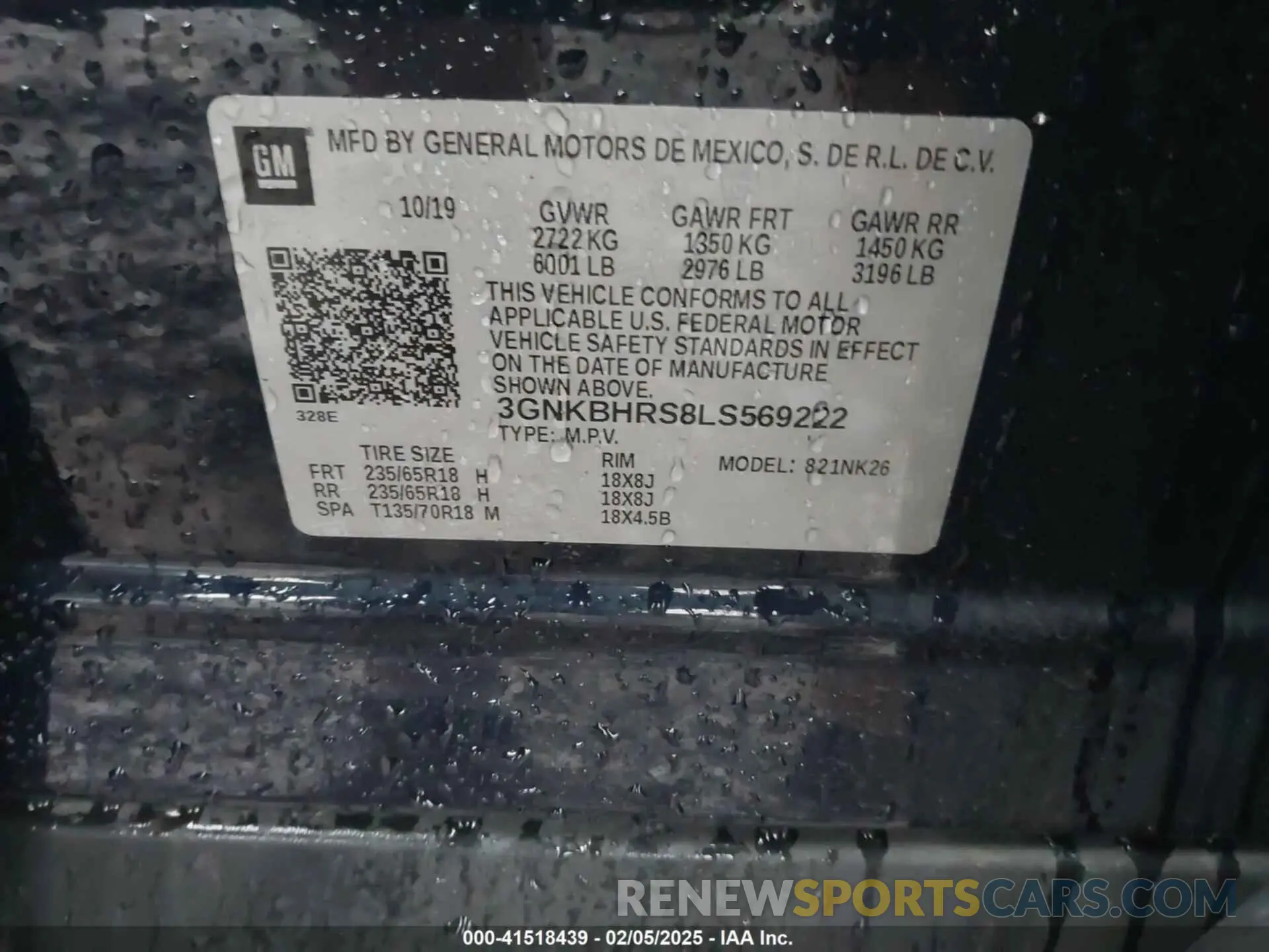 9 Photograph of a damaged car 3GNKBHRS8LS569222 CHEVROLET BLAZER 2020