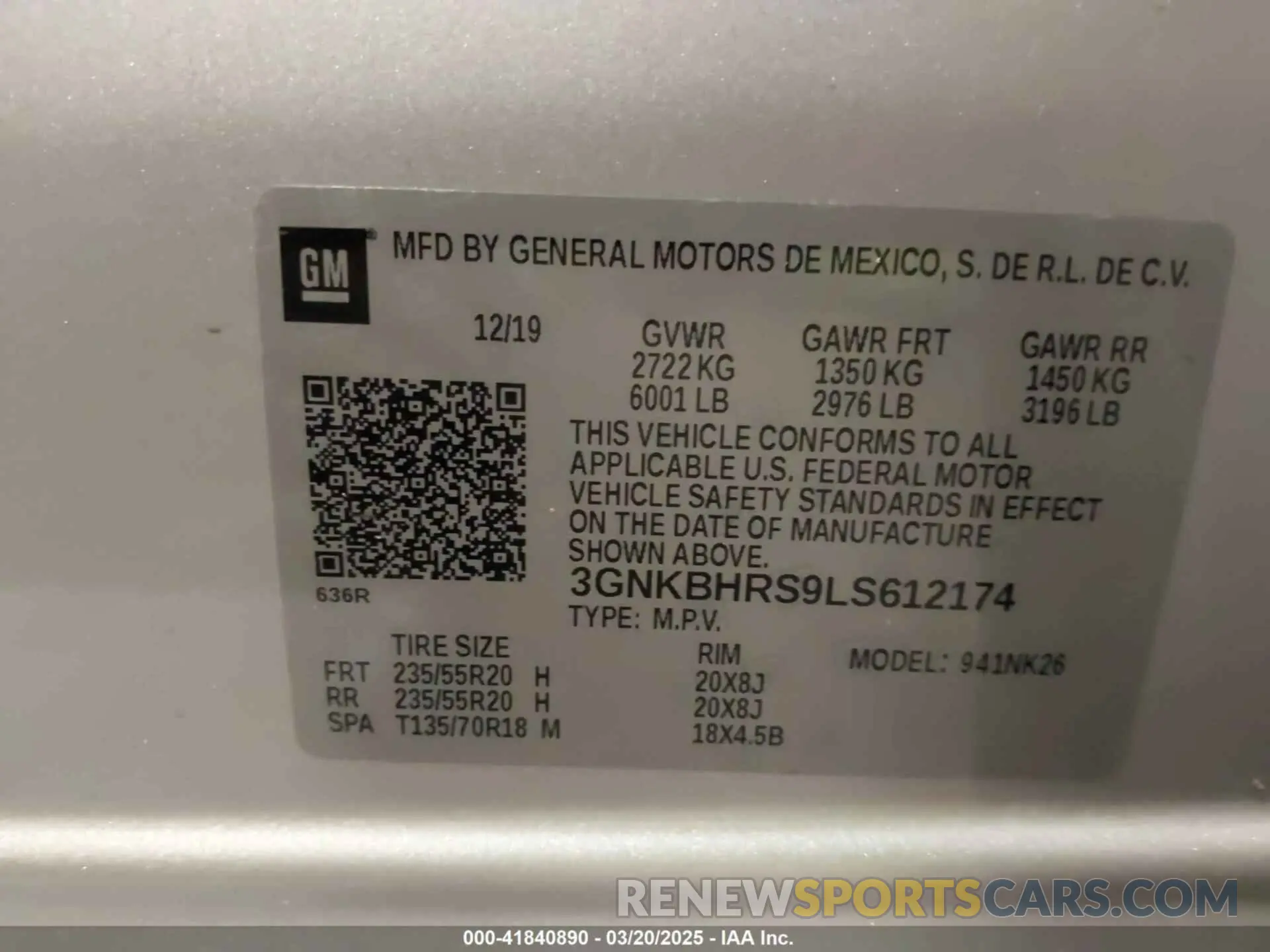 9 Photograph of a damaged car 3GNKBHRS9LS612174 CHEVROLET BLAZER 2020