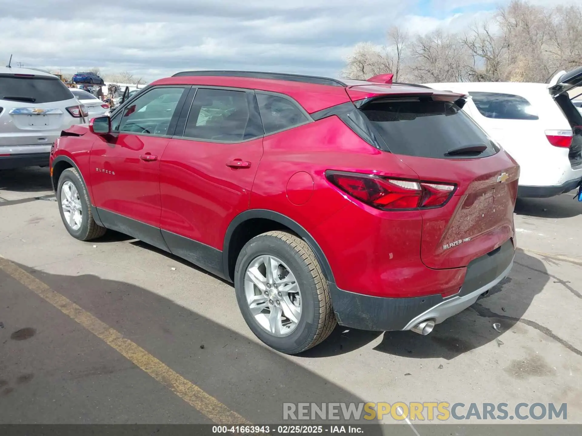 3 Photograph of a damaged car 3GNKBHRSXLS618131 CHEVROLET BLAZER 2020