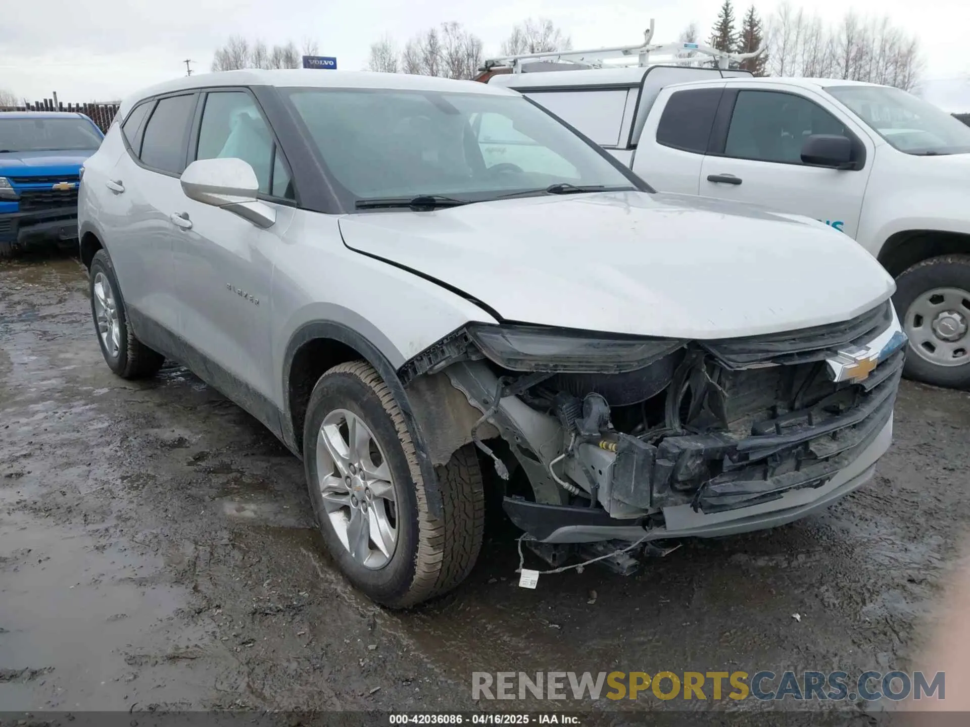 1 Photograph of a damaged car 3GNKBHRSXLS628920 CHEVROLET BLAZER 2020