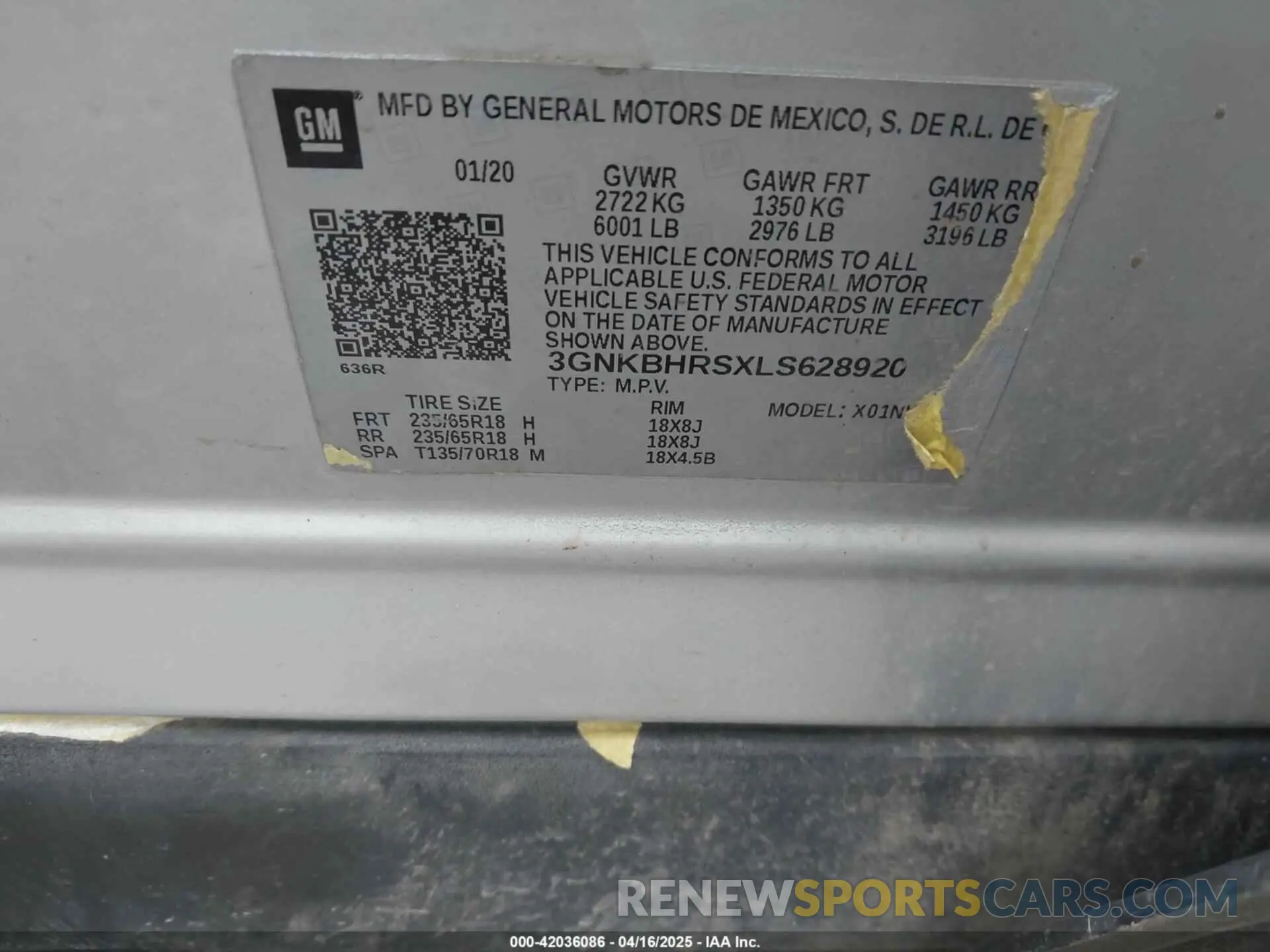 9 Photograph of a damaged car 3GNKBHRSXLS628920 CHEVROLET BLAZER 2020