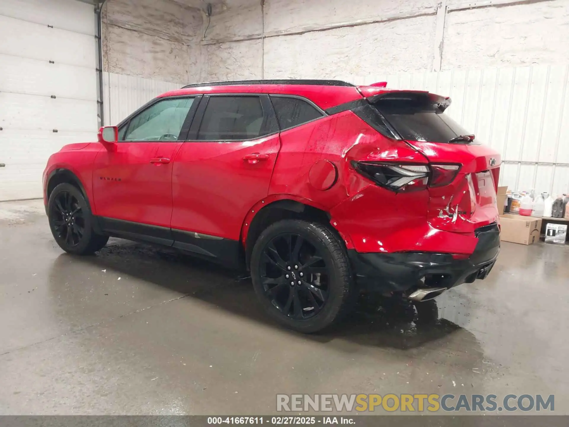 3 Photograph of a damaged car 3GNKBKRS3LS582313 CHEVROLET BLAZER 2020