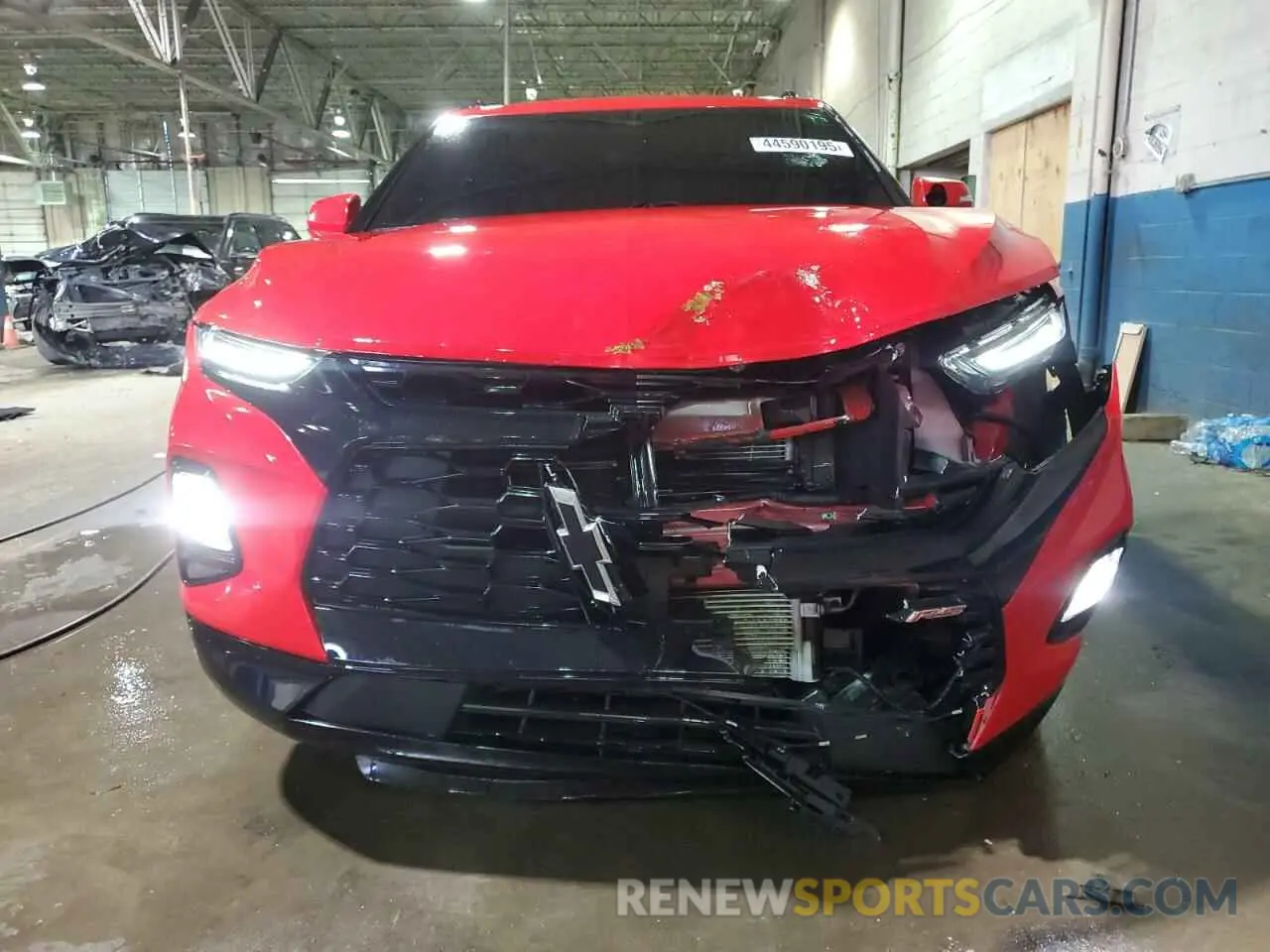 5 Photograph of a damaged car 3GNKBKRS6LS539942 CHEVROLET BLAZER 2020