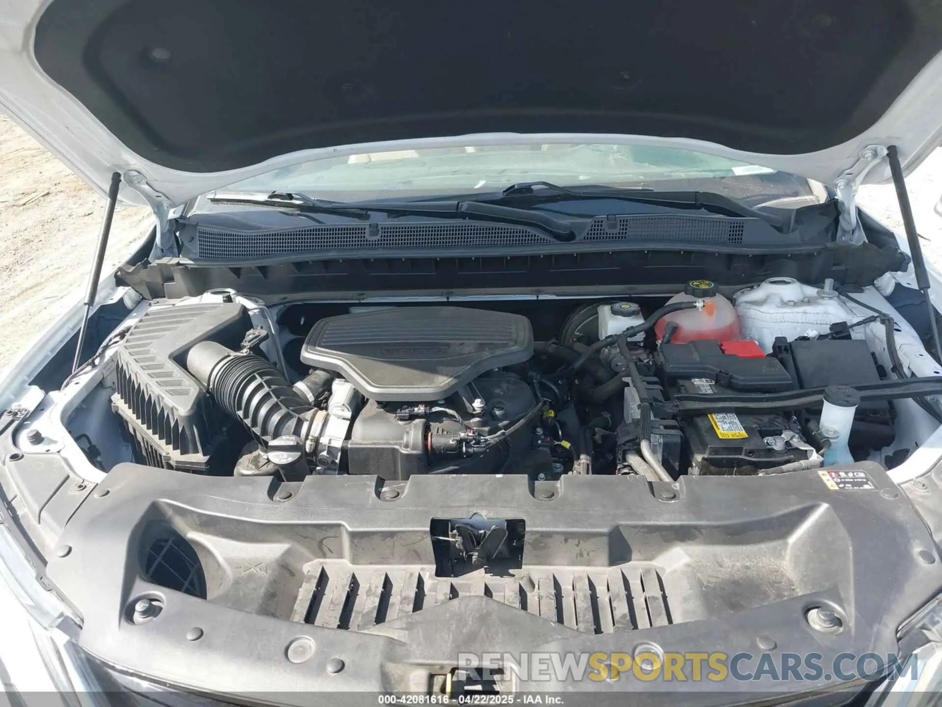 10 Photograph of a damaged car 3GNKBLRS9LS559060 CHEVROLET BLAZER 2020