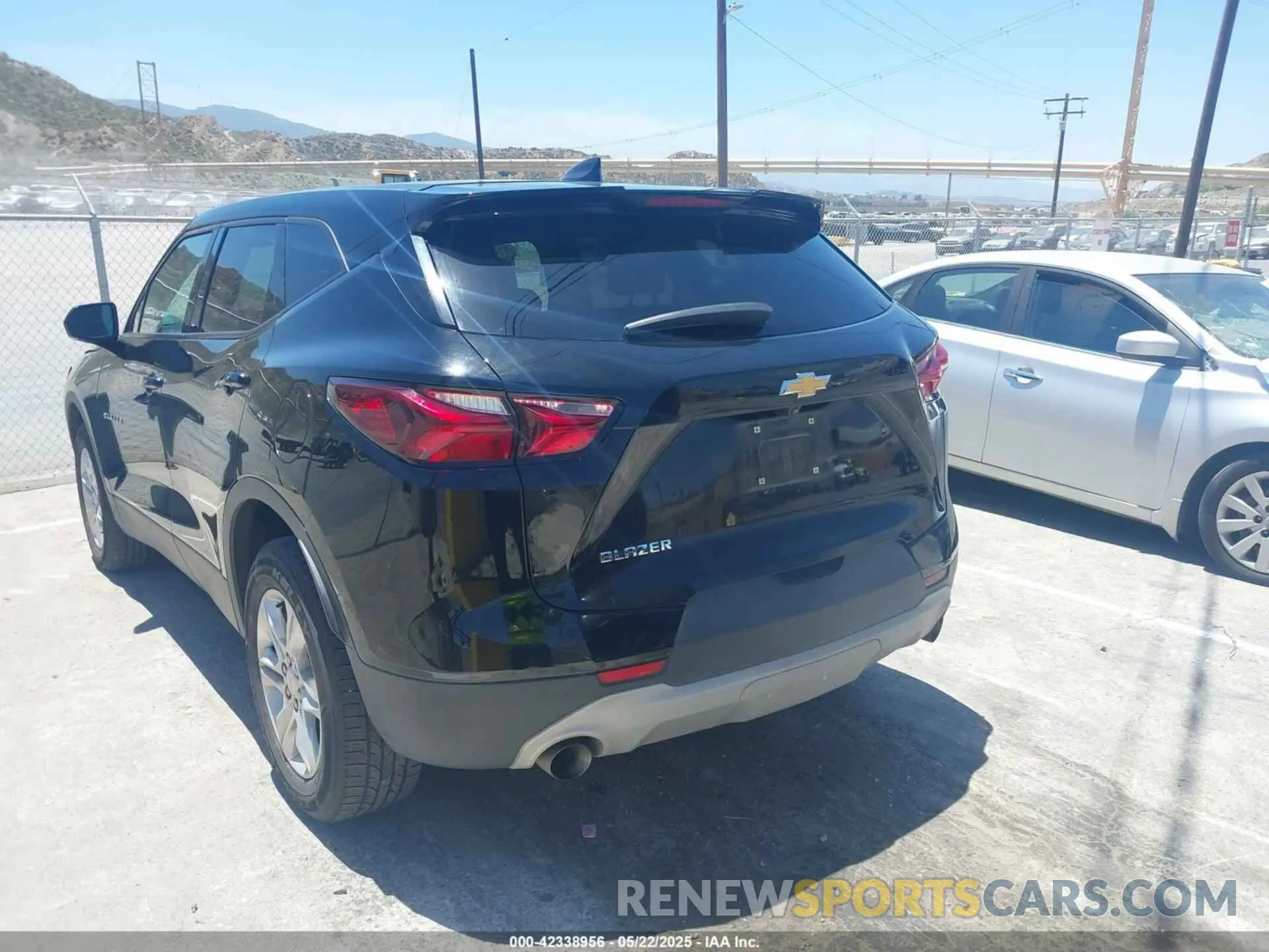 16 Photograph of a damaged car 3GNKBBRA0MS553005 CHEVROLET BLAZER 2021