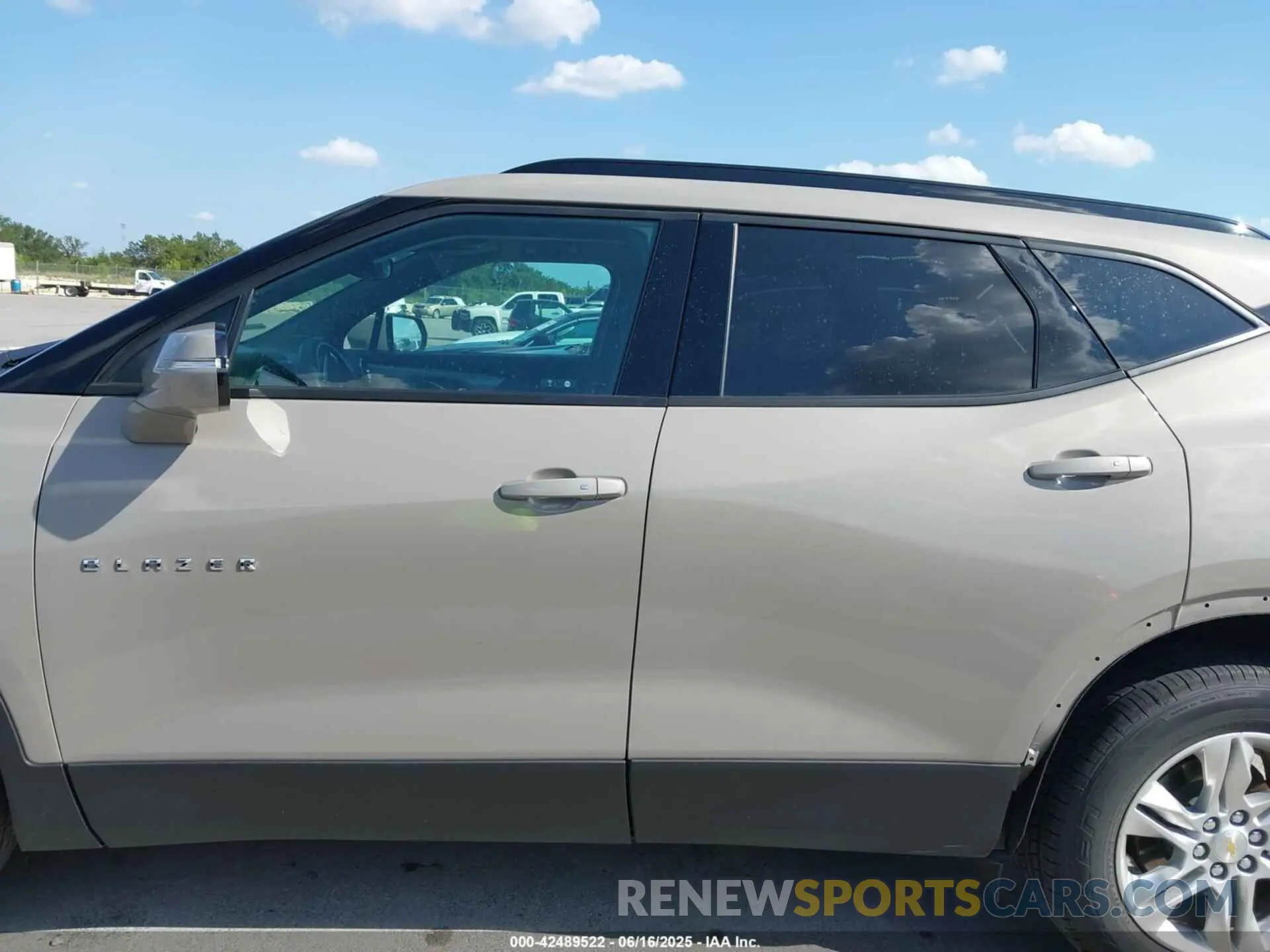 15 Photograph of a damaged car 3GNKBBRA2MS560439 CHEVROLET BLAZER 2021