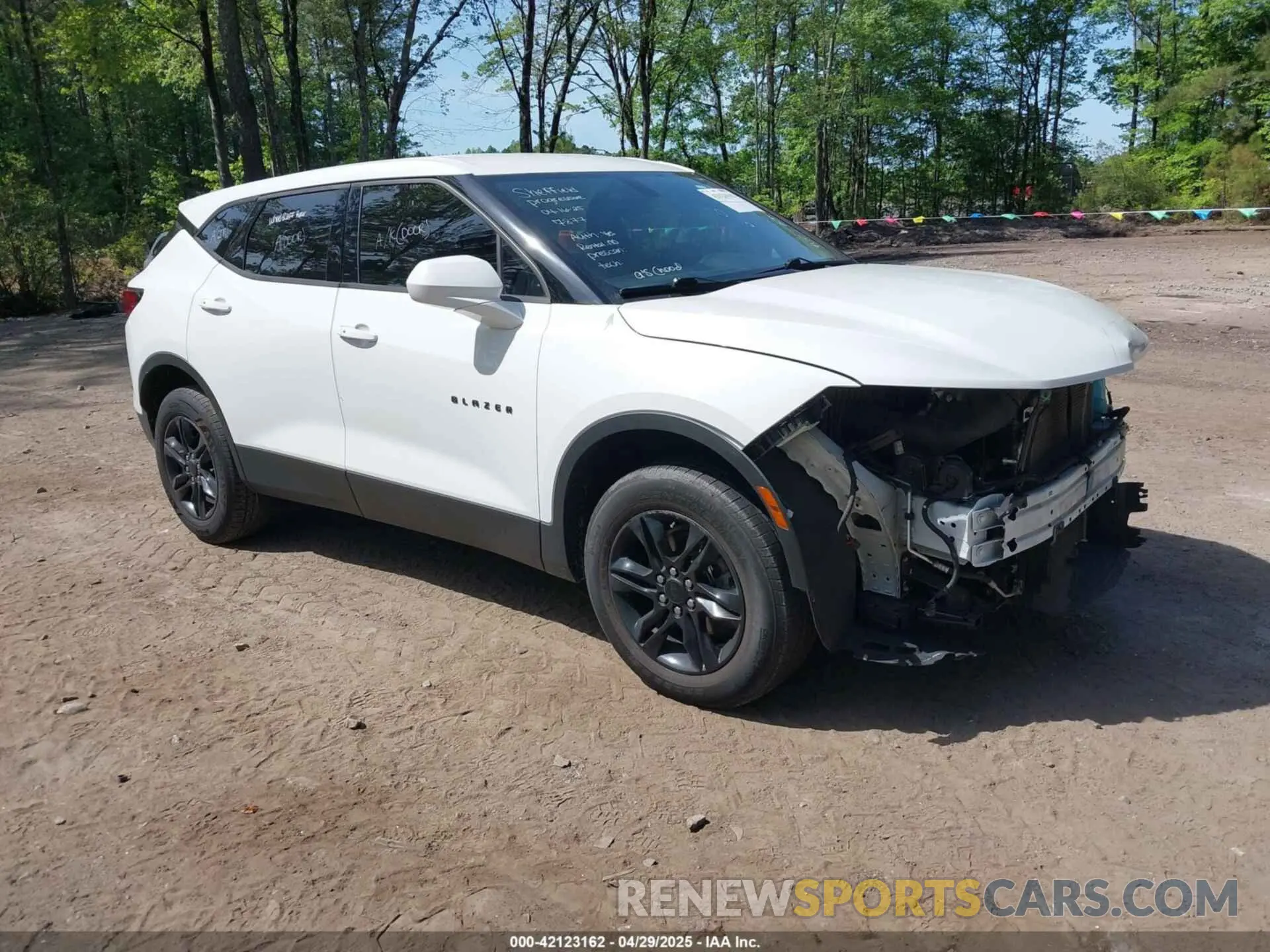 1 Photograph of a damaged car 3GNKBBRA4MS504373 CHEVROLET BLAZER 2021