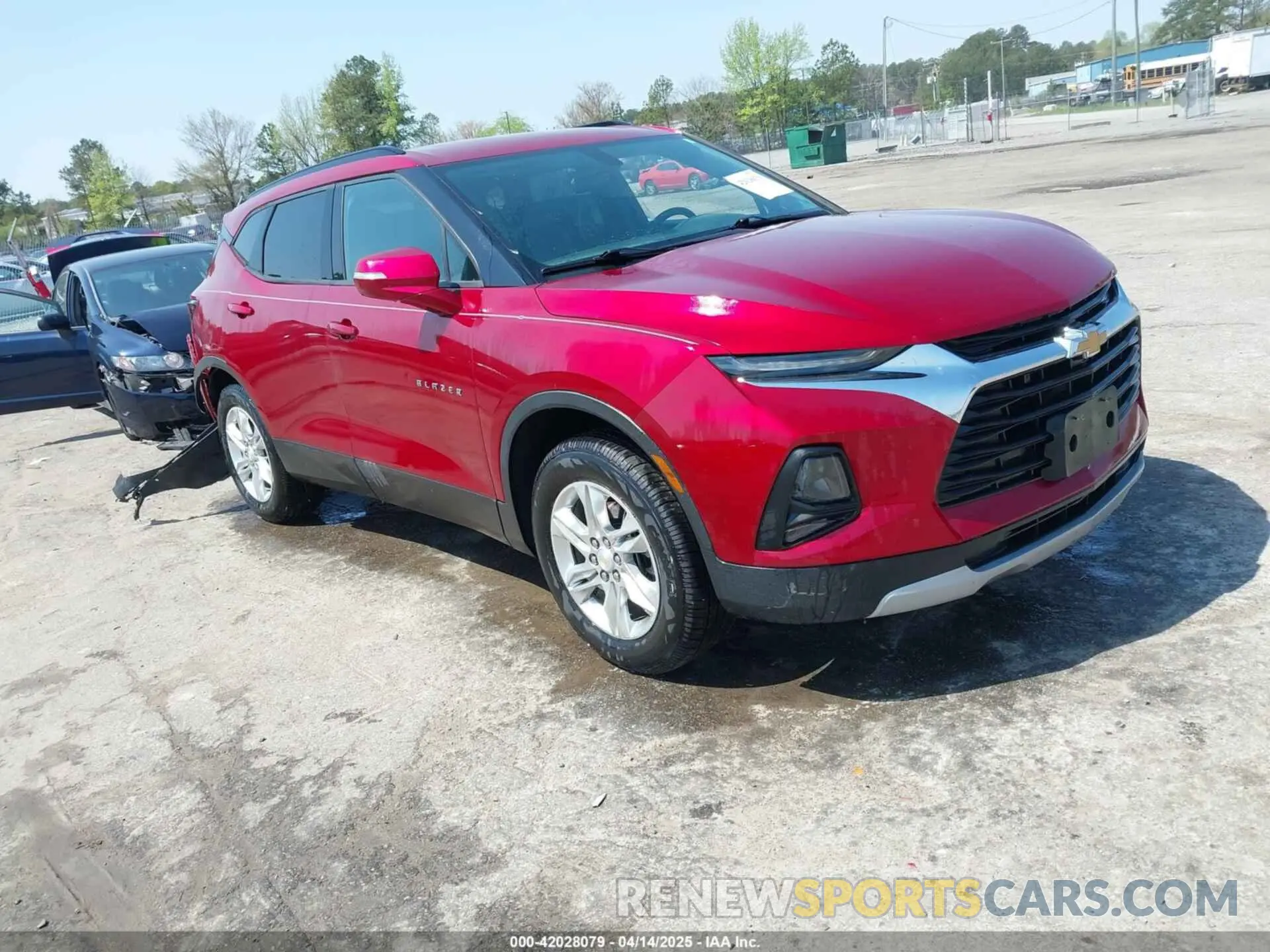 1 Photograph of a damaged car 3GNKBBRA4MS547661 CHEVROLET BLAZER 2021