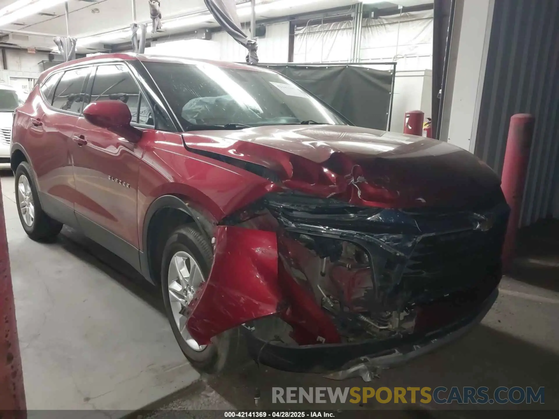 1 Photograph of a damaged car 3GNKBBRAXMS573326 CHEVROLET BLAZER 2021