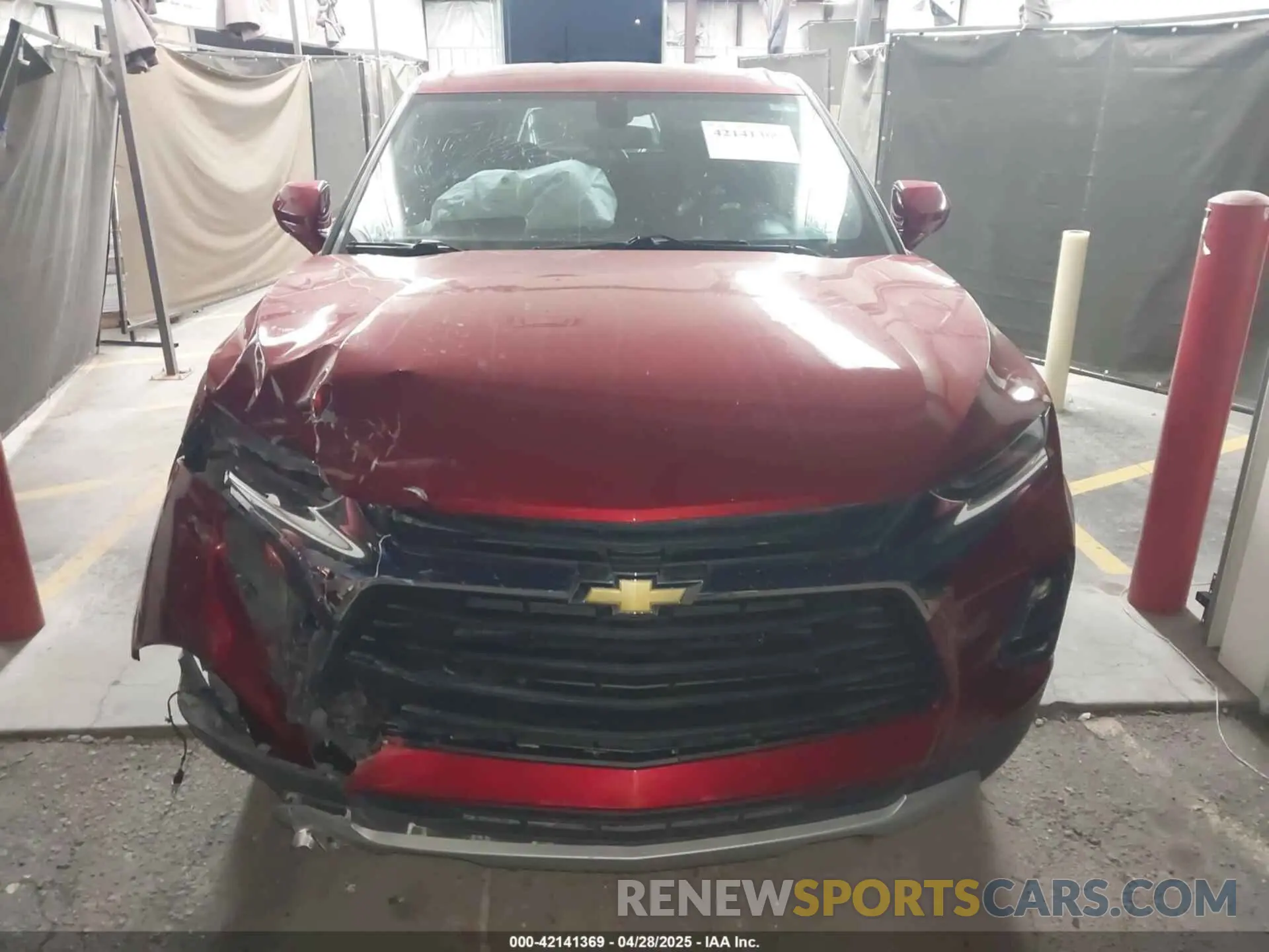 11 Photograph of a damaged car 3GNKBBRAXMS573326 CHEVROLET BLAZER 2021