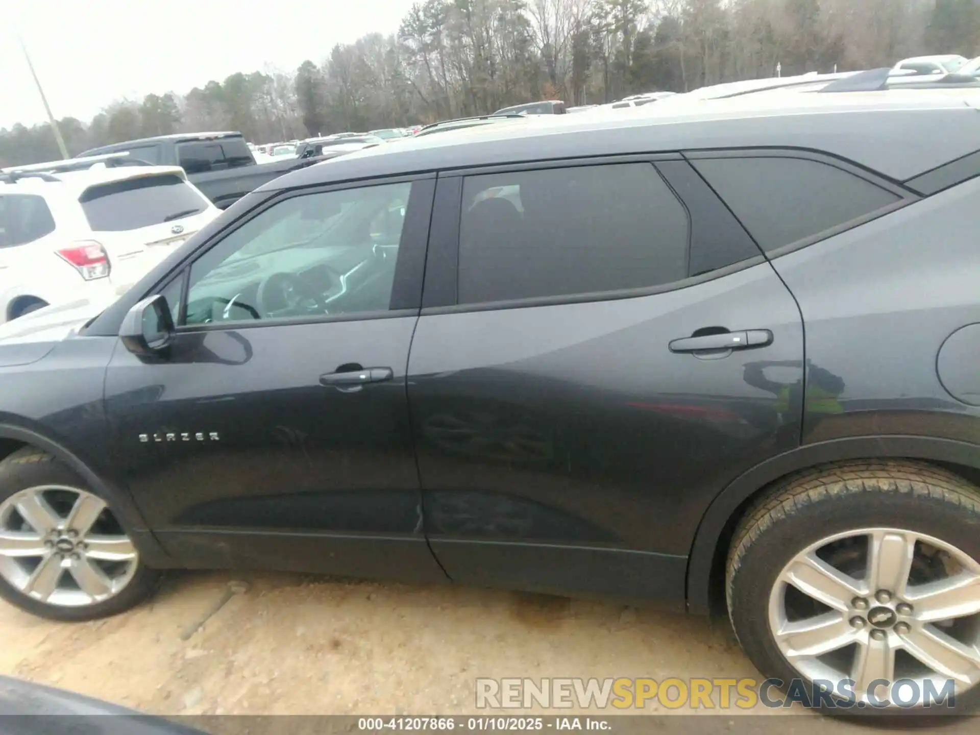 14 Photograph of a damaged car 3GNKBCR42MS558089 CHEVROLET BLAZER 2021