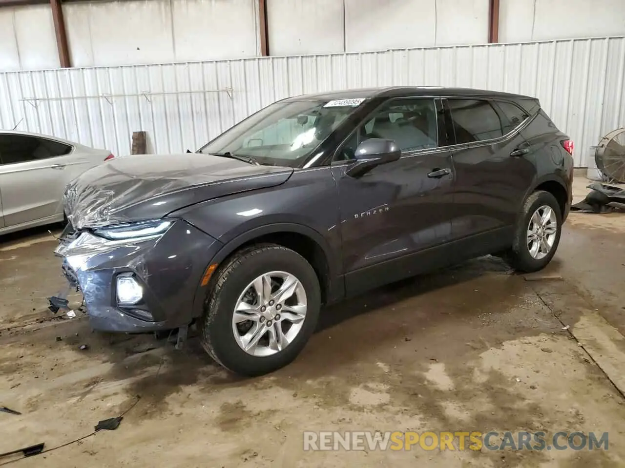 1 Photograph of a damaged car 3GNKBCR43MS542287 CHEVROLET BLAZER 2021