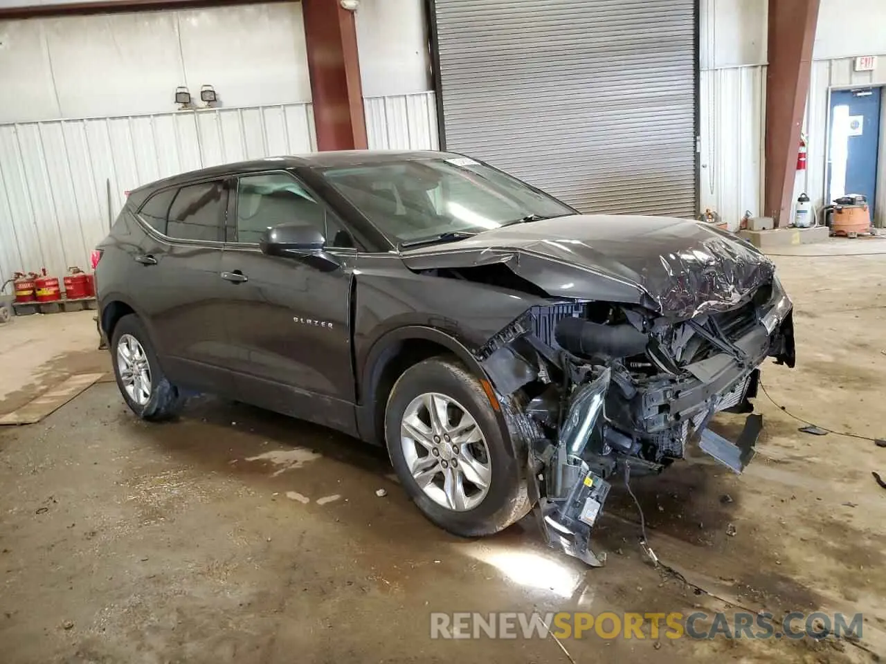 4 Photograph of a damaged car 3GNKBCR43MS542287 CHEVROLET BLAZER 2021
