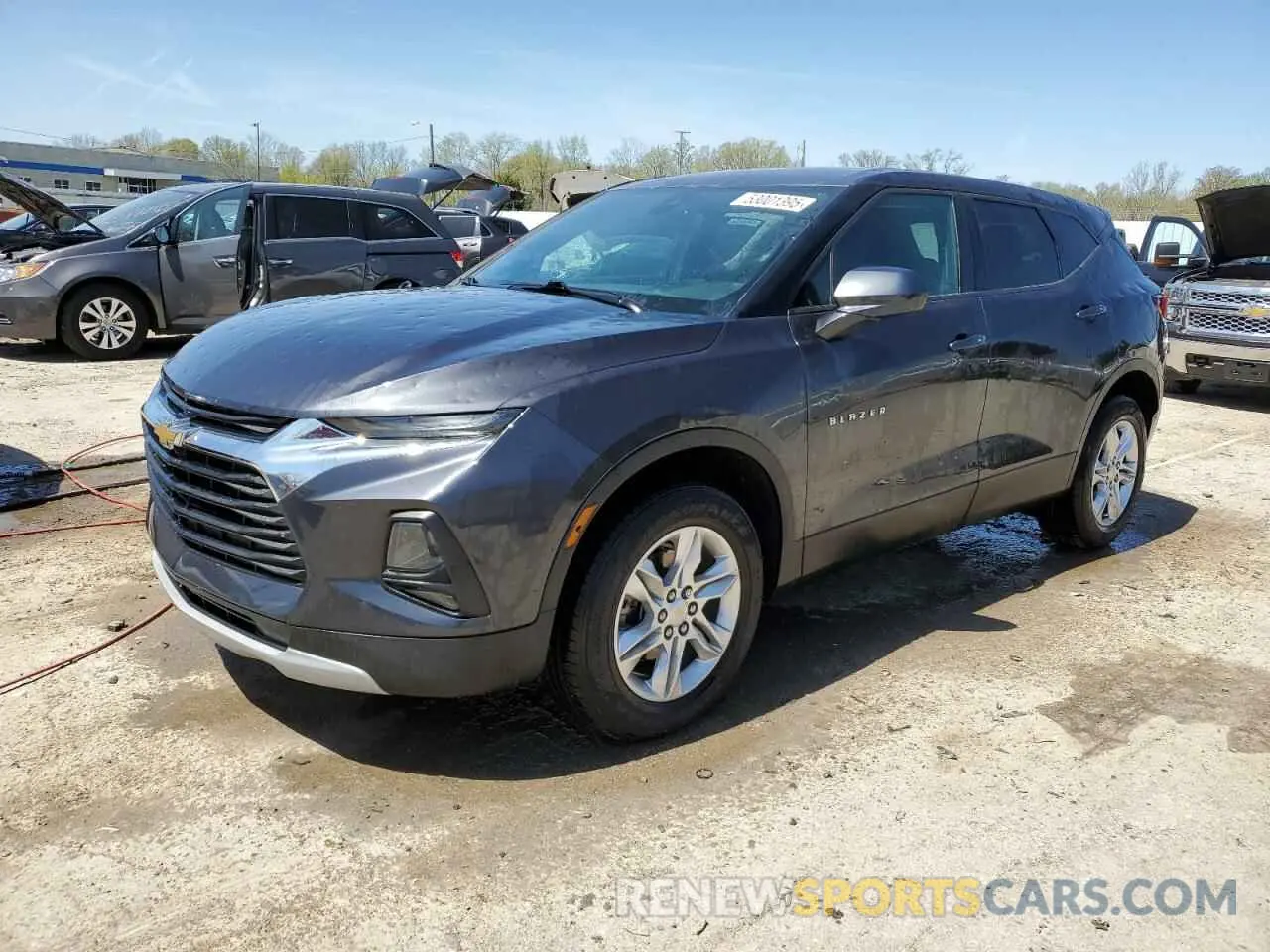 1 Photograph of a damaged car 3GNKBCR43MS567044 CHEVROLET BLAZER 2021