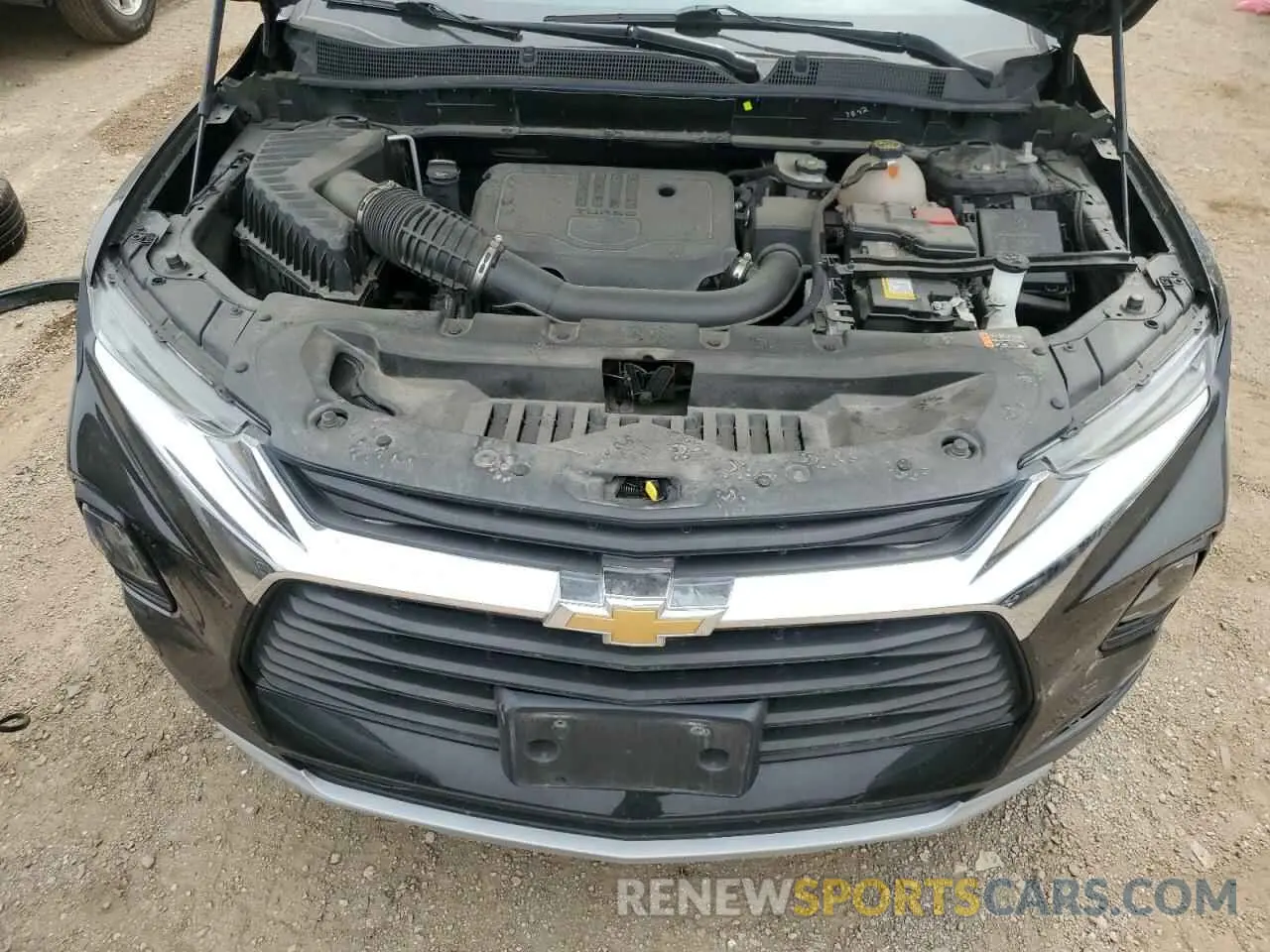 11 Photograph of a damaged car 3GNKBCR44MS572298 CHEVROLET BLAZER 2021