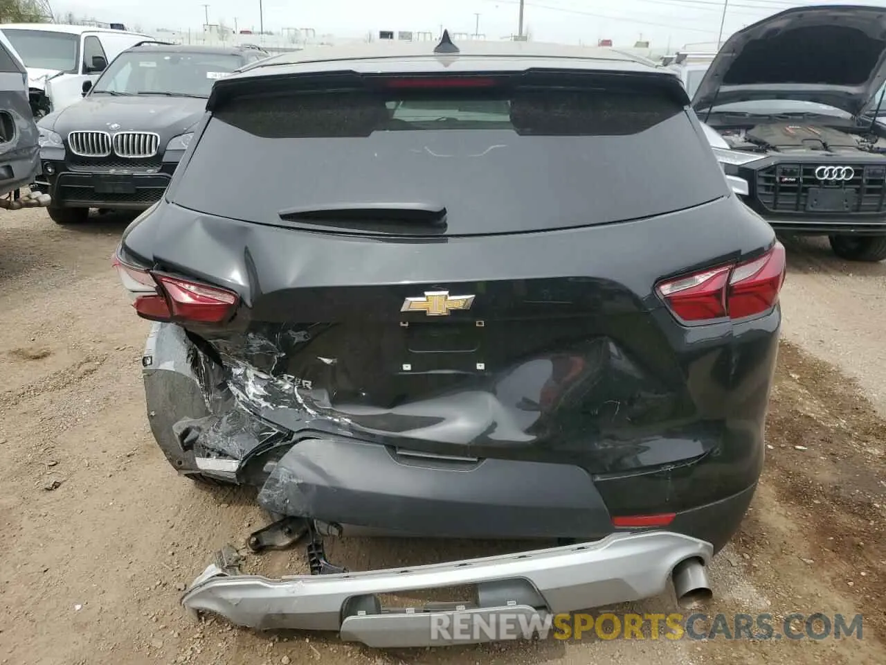 6 Photograph of a damaged car 3GNKBCR44MS572298 CHEVROLET BLAZER 2021