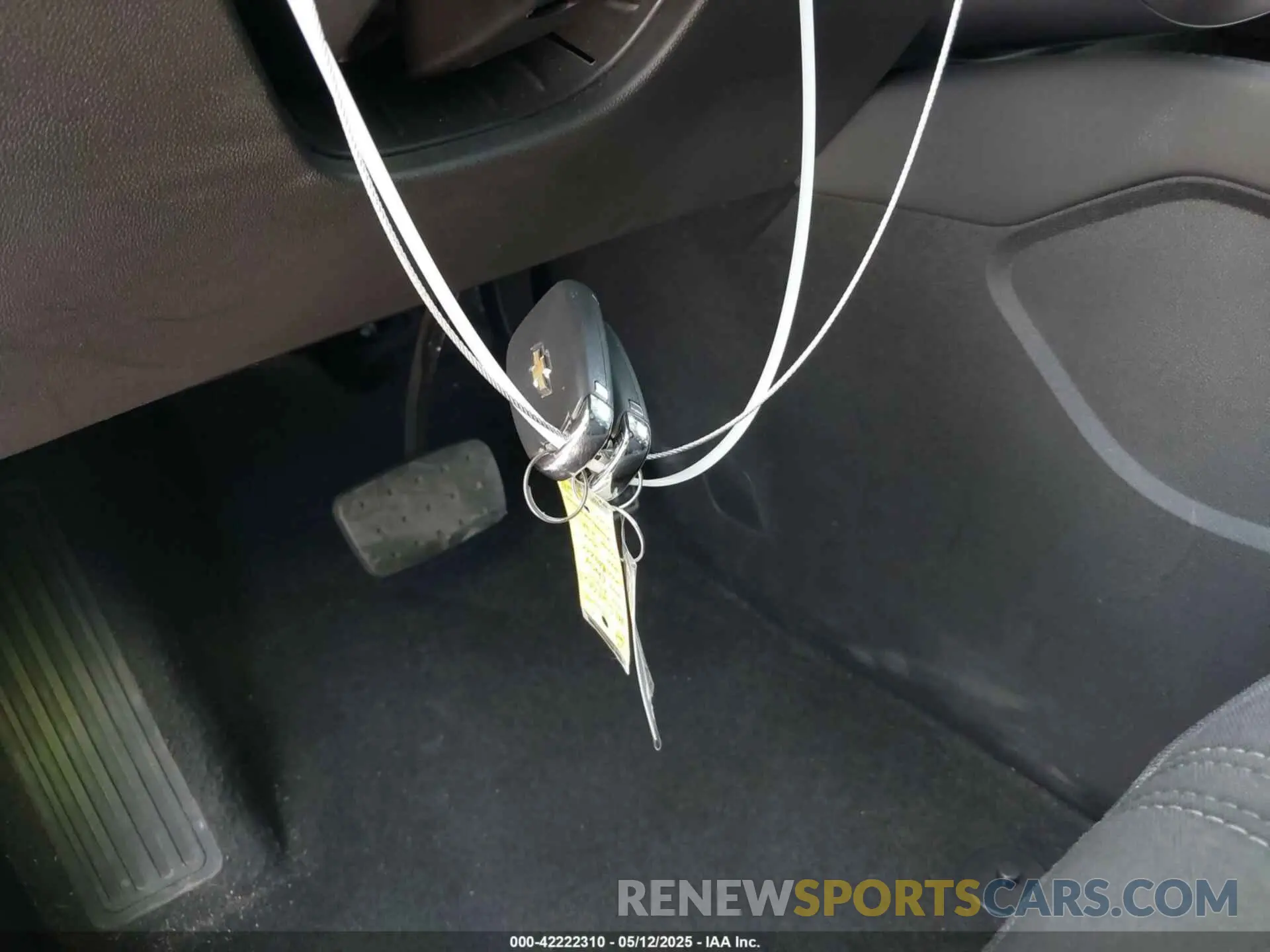 11 Photograph of a damaged car 3GNKBCR47MS577835 CHEVROLET BLAZER 2021