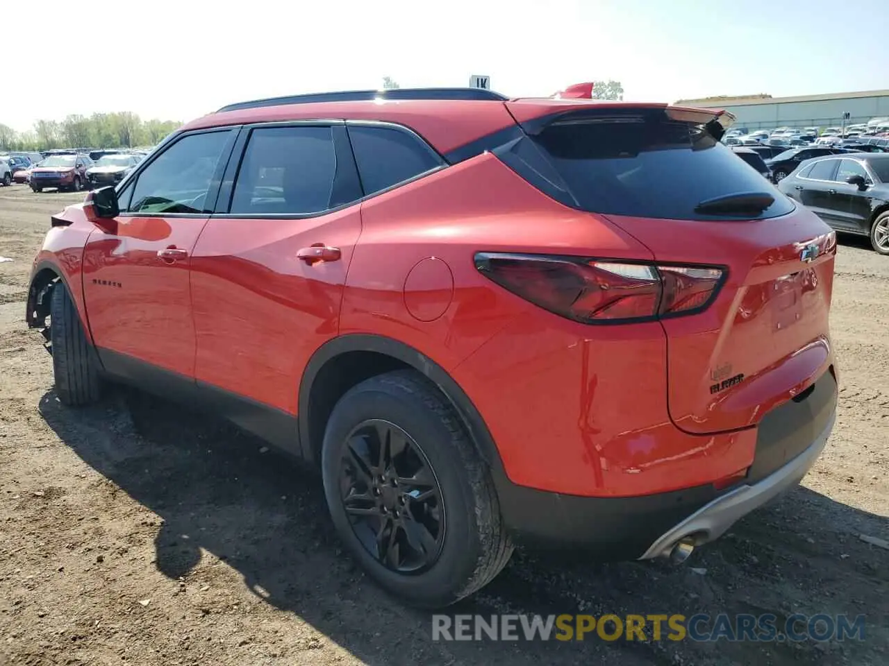 2 Photograph of a damaged car 3GNKBCR4XMS534316 CHEVROLET BLAZER 2021