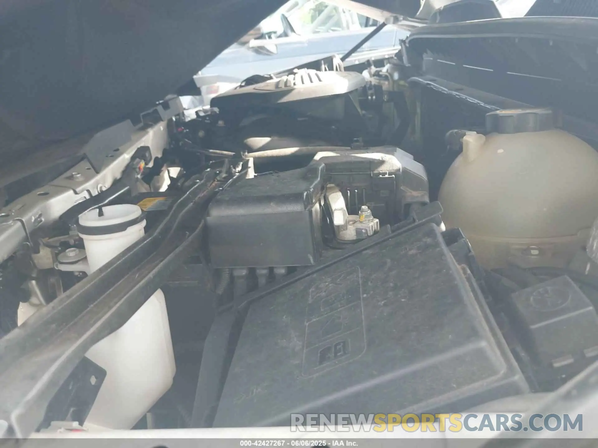 10 Photograph of a damaged car 3GNKBCRS1MS509576 CHEVROLET BLAZER 2021