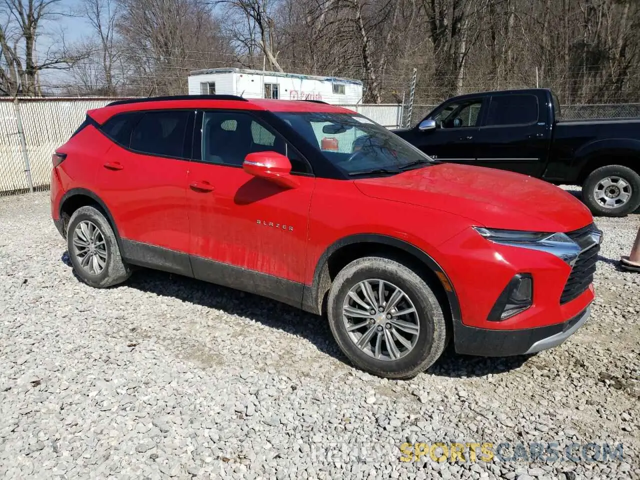 4 Photograph of a damaged car 3GNKBCRS2MS553795 CHEVROLET BLAZER 2021